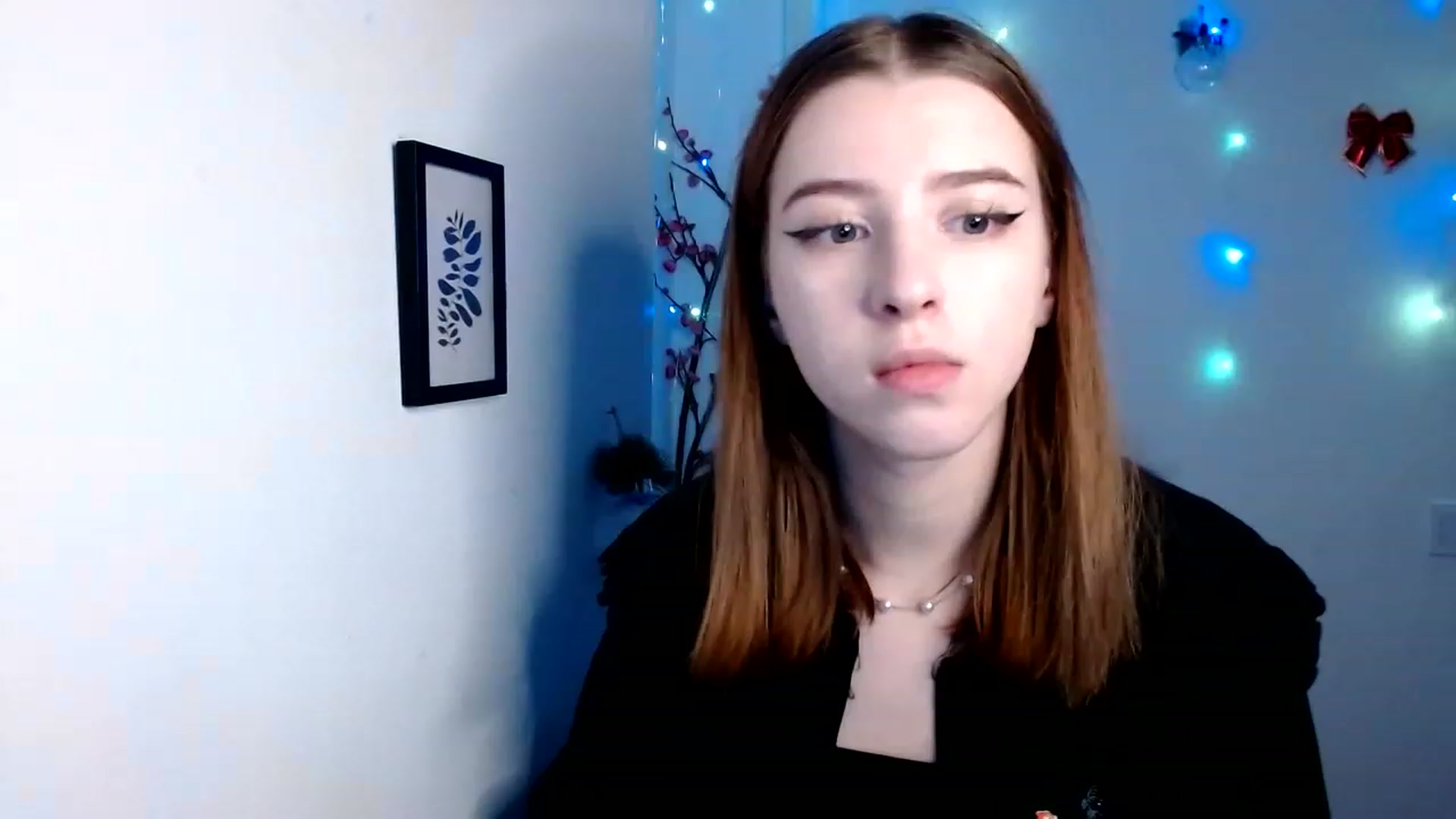 Gallery image thumbnail from Dreamy_devil's myfreecams stream on, 01/08/2023, 17:52 image 17 of 20