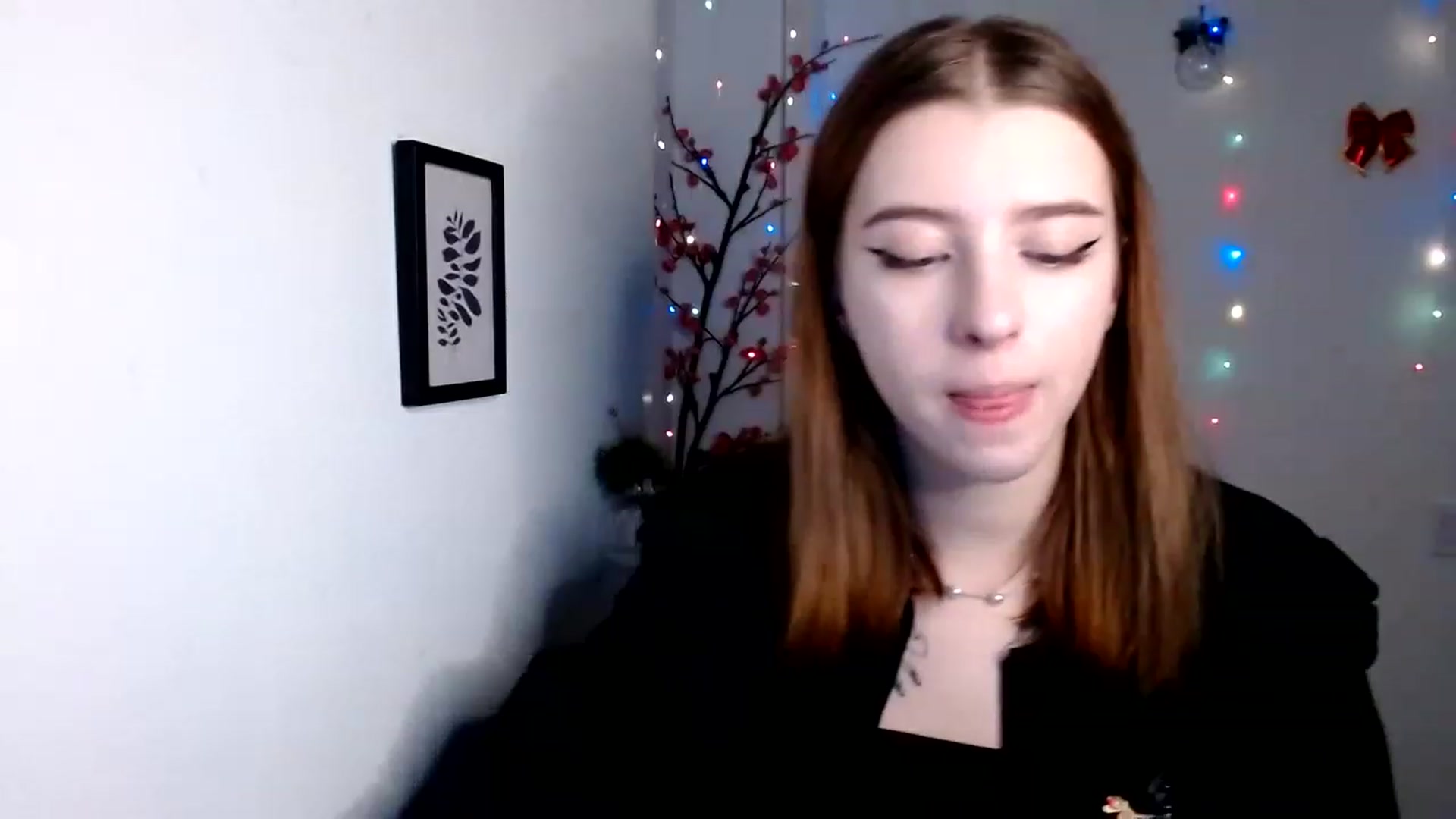 Gallery image thumbnail from Dreamy_devil's myfreecams stream on, 01/08/2023, 17:52 image 15 of 20