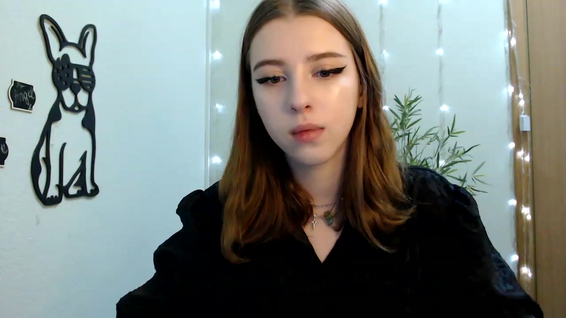 Gallery image thumbnail from Dreamy_devil's myfreecams stream on, 01/16/2023, 11:05 image 11 of 20