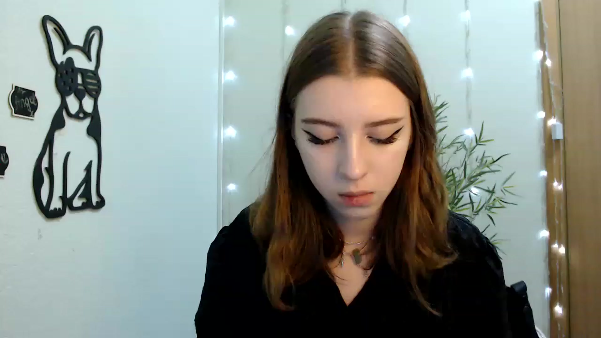 Gallery image thumbnail from Dreamy_devil's myfreecams stream on, 01/16/2023, 11:05 image 14 of 20