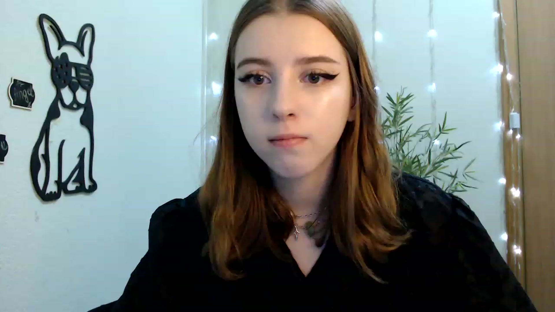 Gallery image thumbnail from Dreamy_devil's myfreecams stream on, 01/16/2023, 11:05 image 18 of 20