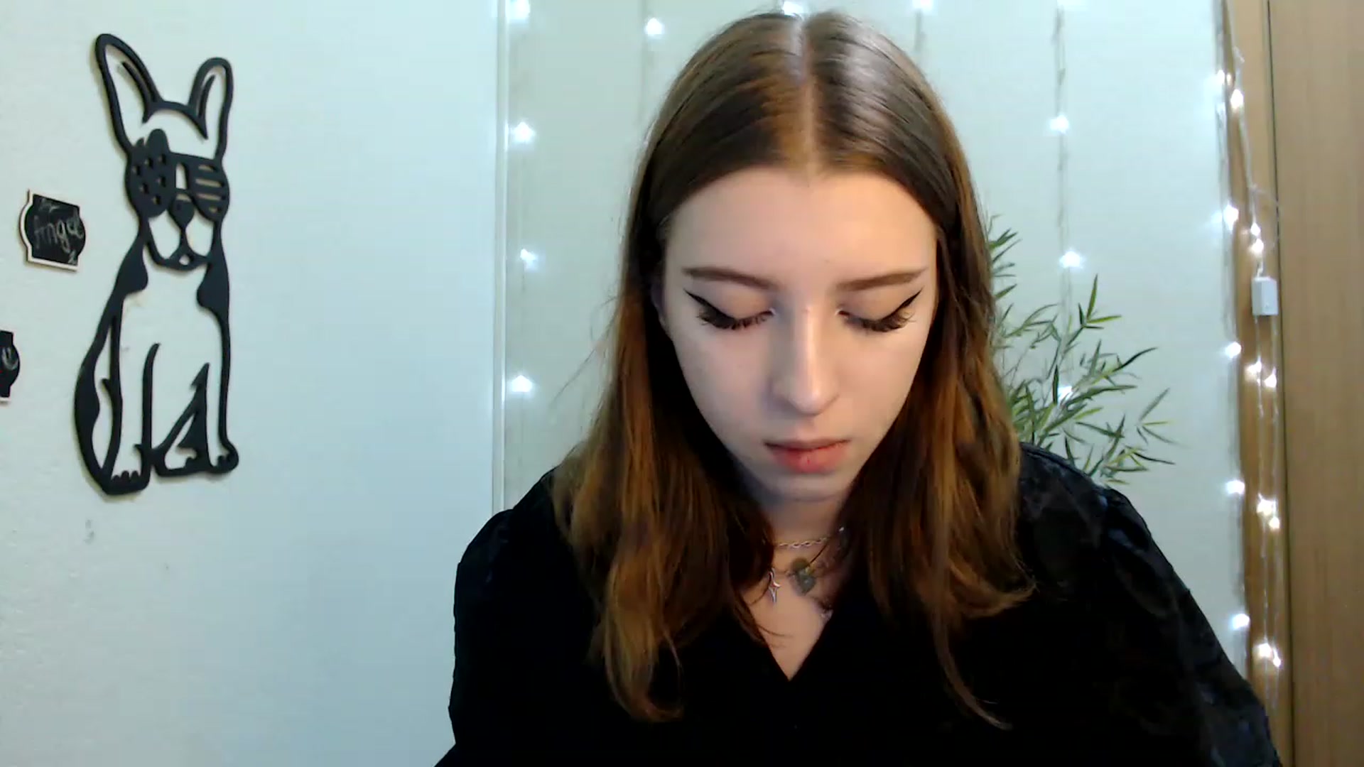 Gallery image thumbnail from Dreamy_devil's myfreecams stream on, 01/16/2023, 11:05 image 16 of 20