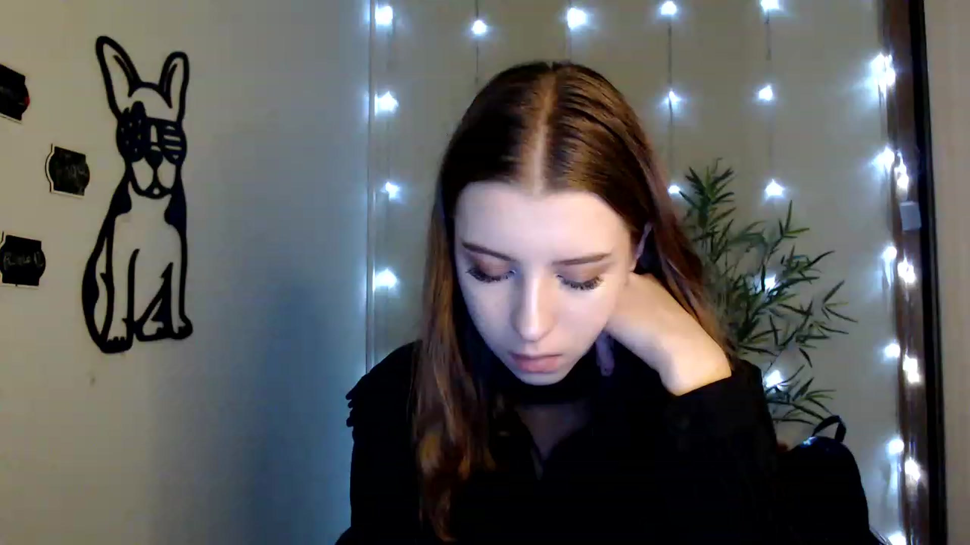 Gallery image thumbnail from Dreamy_devil's myfreecams stream on, 01/18/2023, 10:10 image 12 of 20