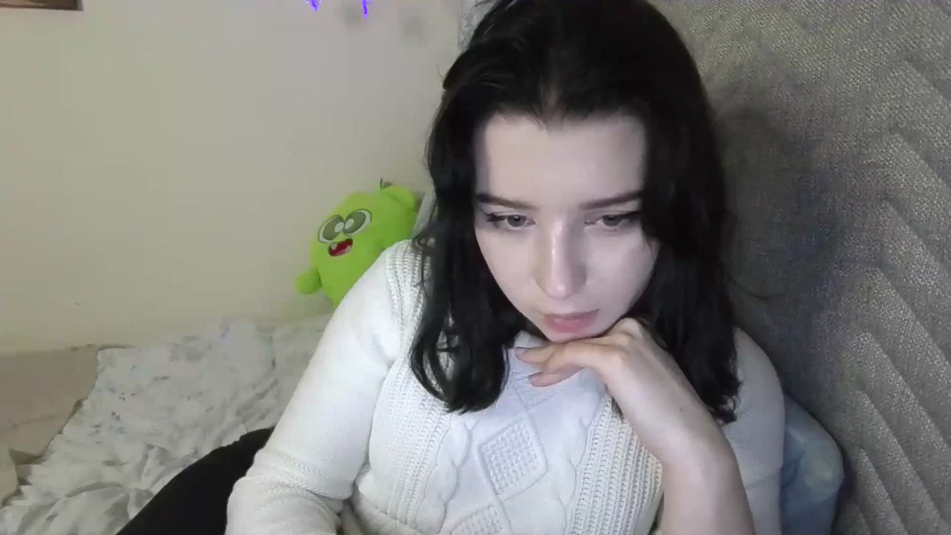 Gallery image thumbnail from Dreamy_devil's myfreecams stream on, 10/01/2025, 23:04 image 18 of 20