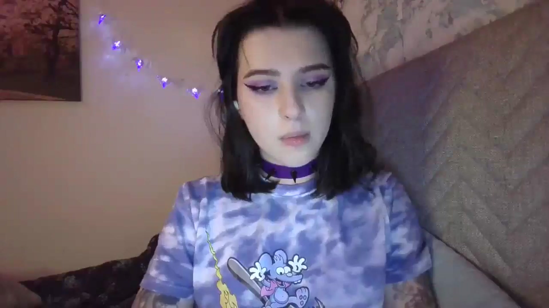 Gallery image thumbnail from Dreamy_devil's myfreecams stream on, 10/04/2025, 20:48 image 3 of 20