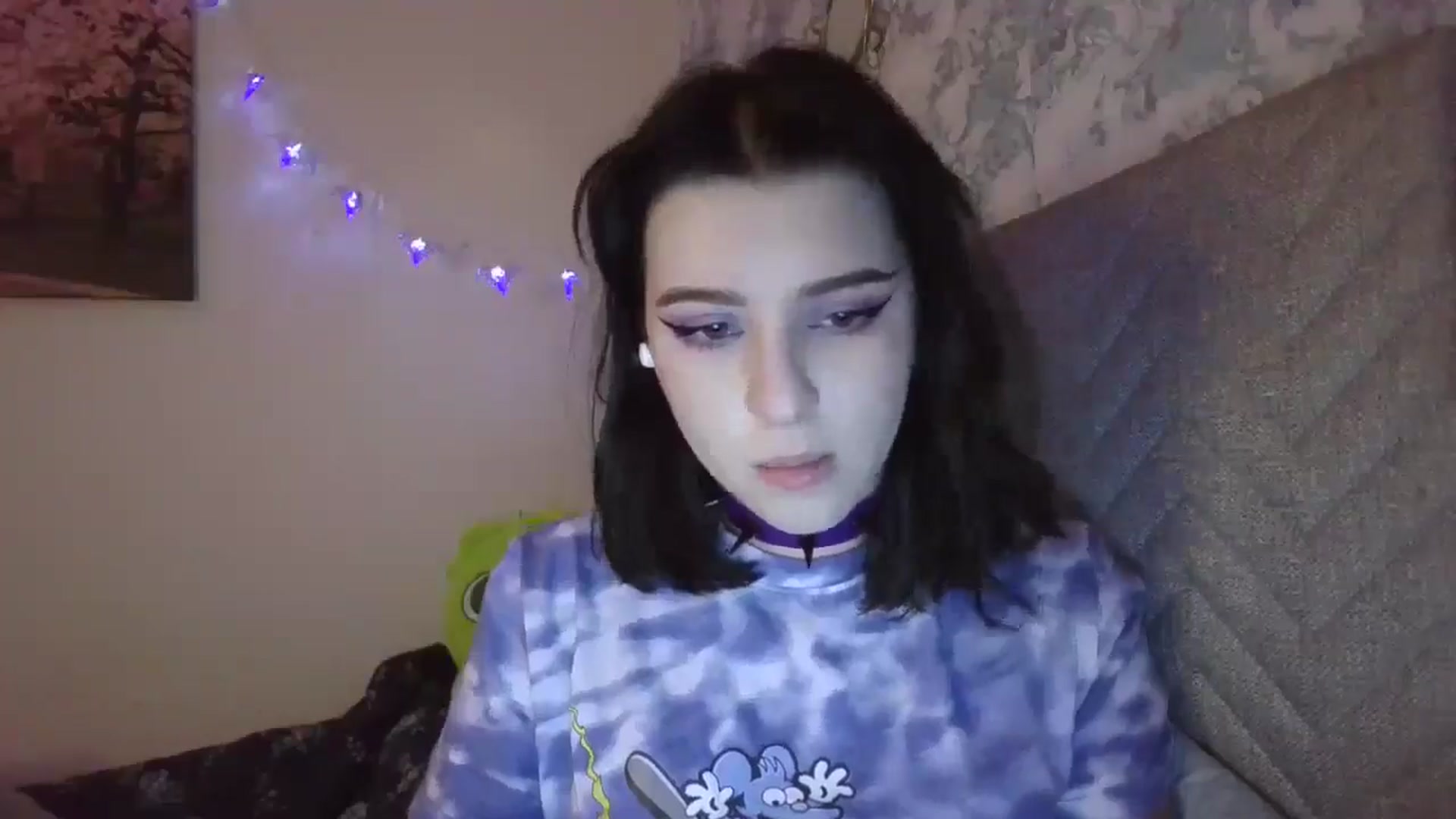 Gallery image thumbnail from Dreamy_devil's myfreecams stream on, 10/04/2025, 20:48 image 8 of 20