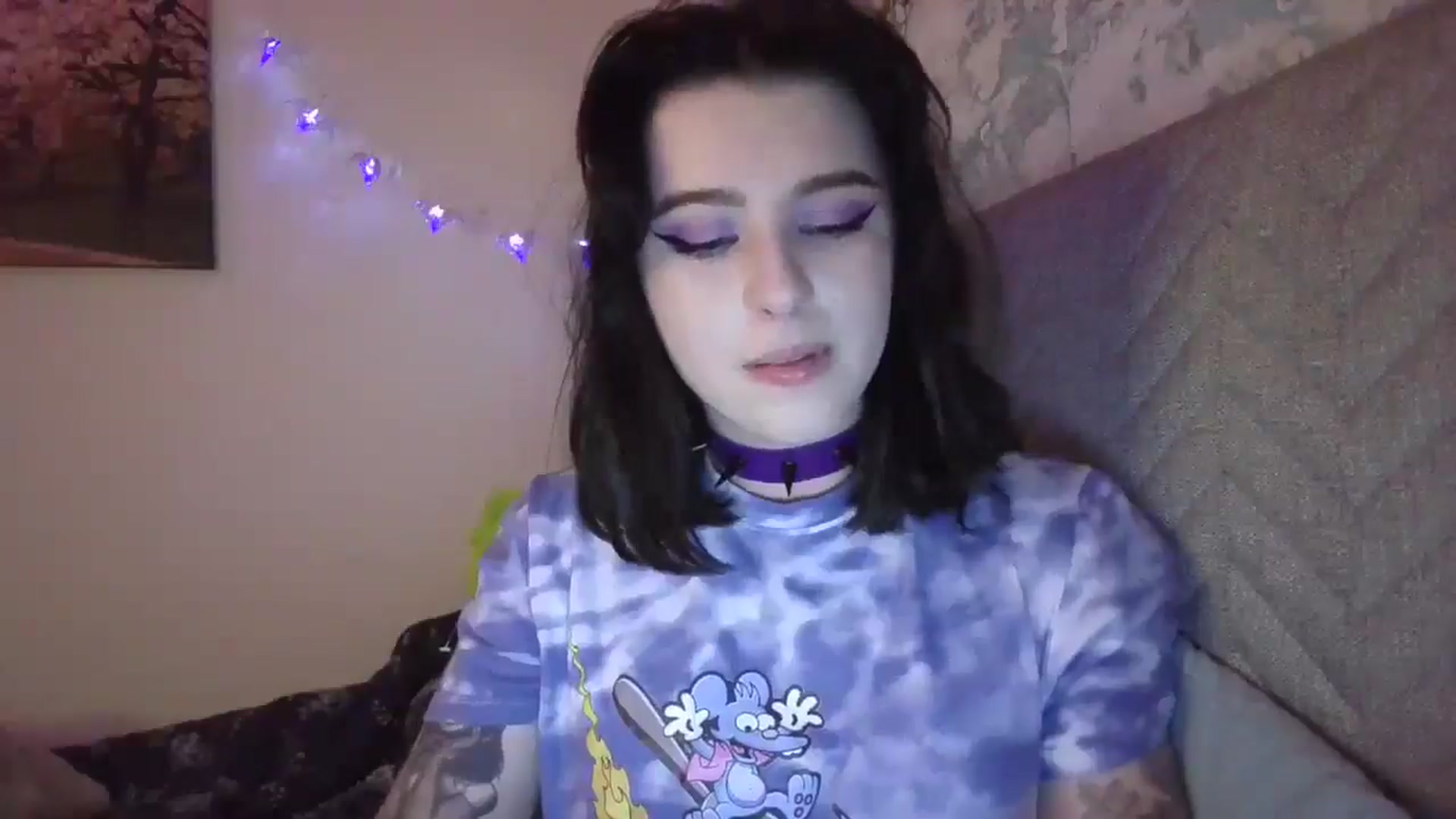 Gallery image thumbnail from Dreamy_devil's myfreecams stream on, 10/04/2025, 20:48 image 2 of 20