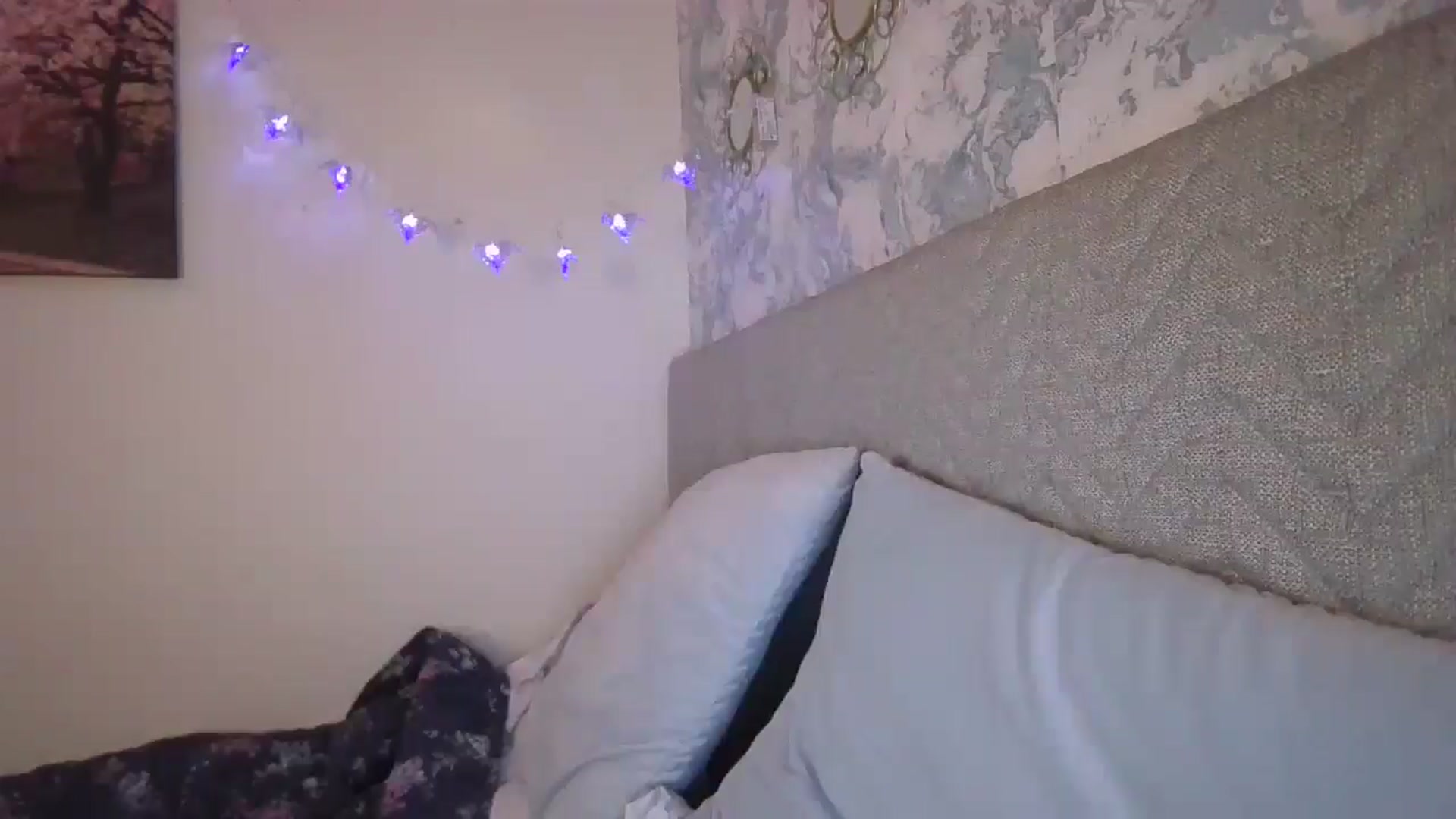 Gallery image thumbnail from Dreamy_devil's myfreecams stream on, 10/04/2025, 21:22 image 17 of 20