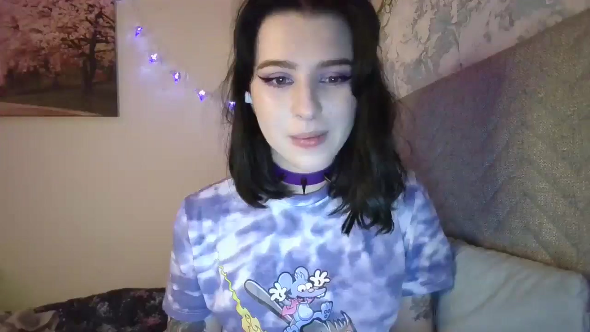 Gallery image thumbnail from Dreamy_devil's myfreecams stream on, 10/04/2025, 21:22 image 8 of 20