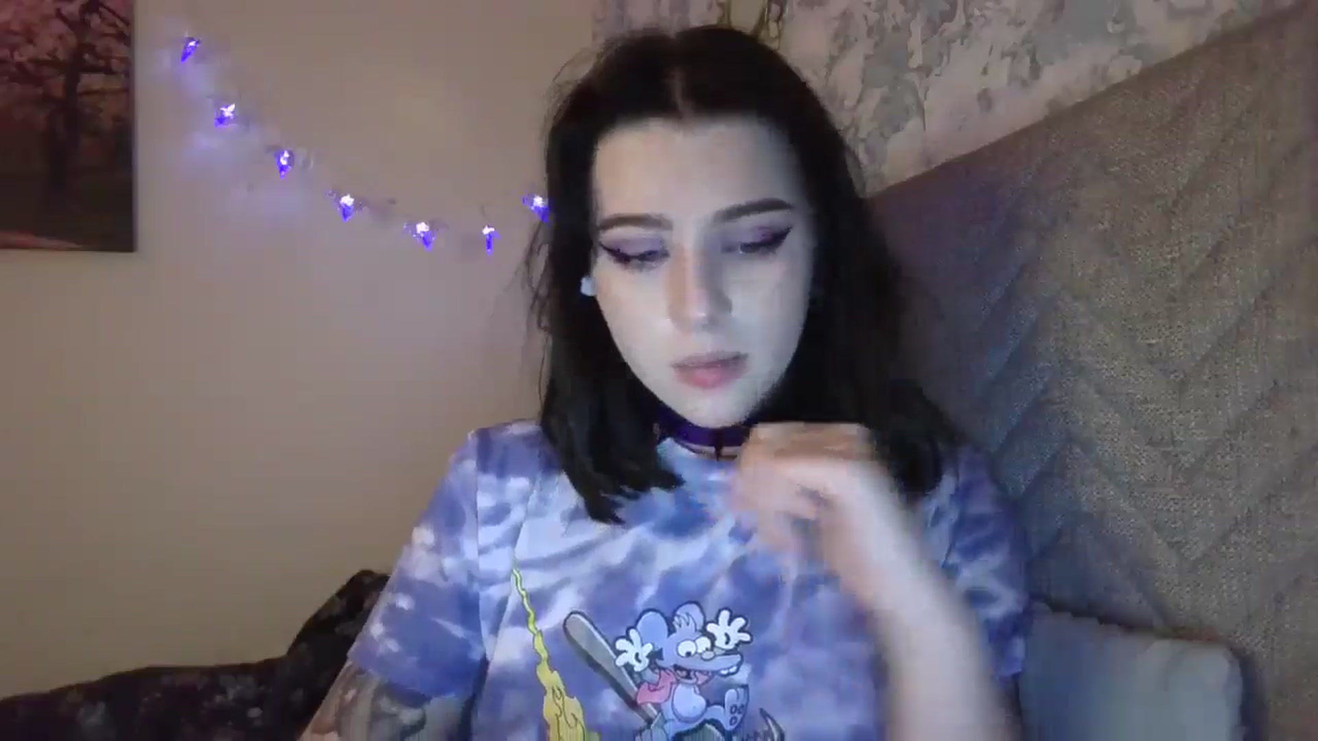 Gallery image thumbnail from Dreamy_devil's myfreecams stream on, 10/04/2025, 21:22 image 11 of 20