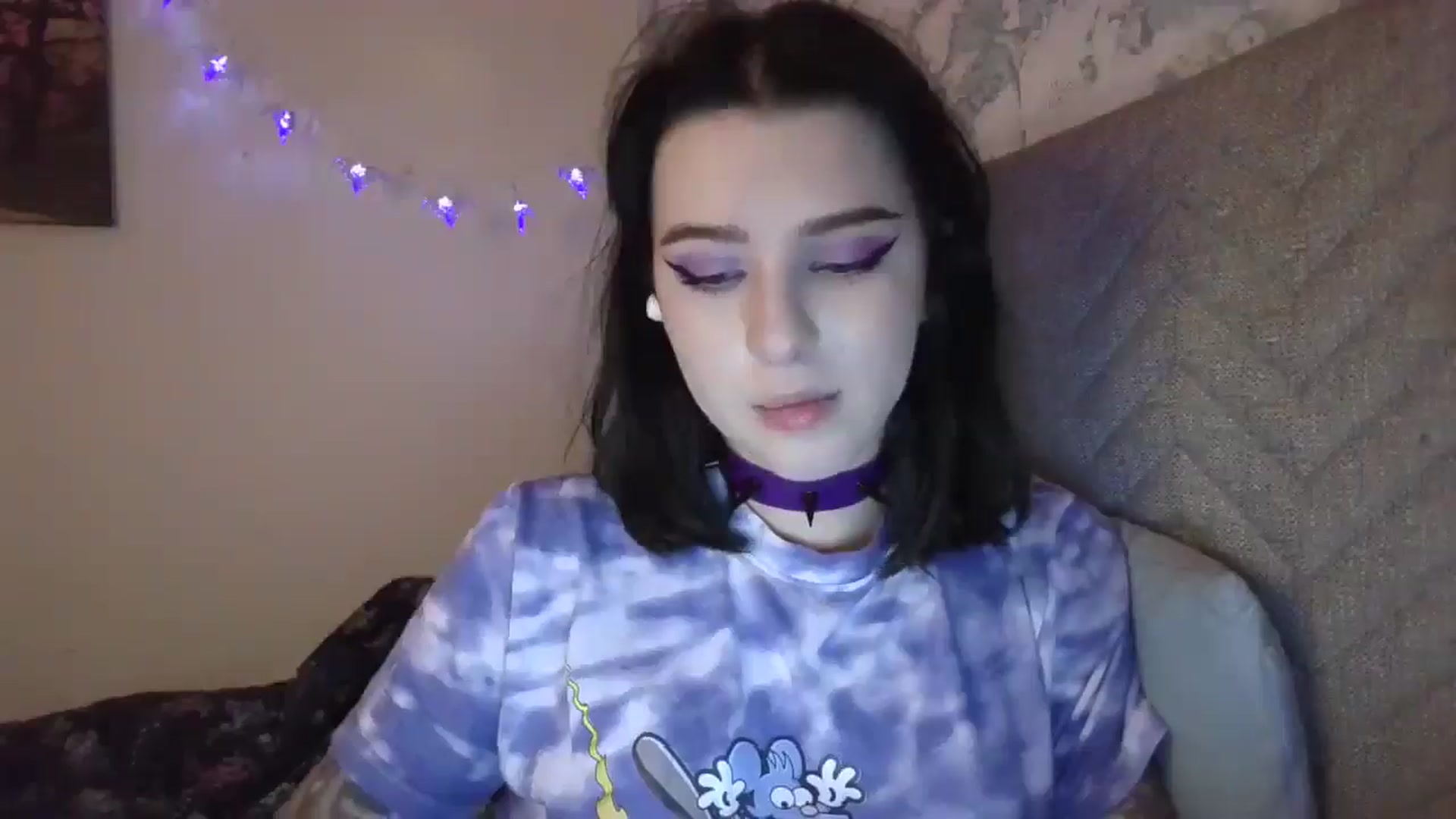 Gallery image thumbnail from Dreamy_devil's myfreecams stream on, 10/04/2025, 21:22 image 2 of 20