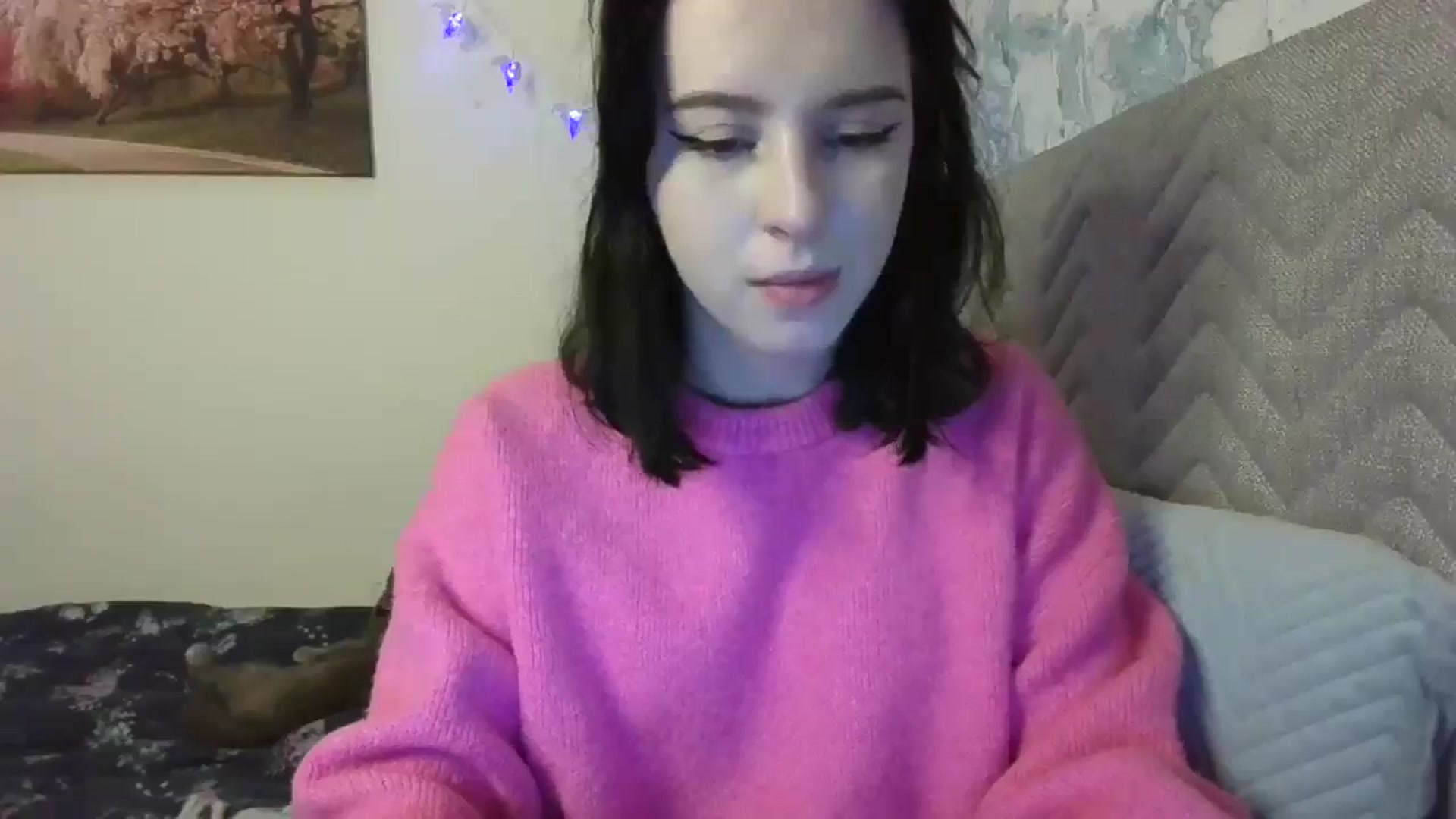 Gallery image thumbnail from Dreamy_devil's myfreecams stream on, 10/05/2025, 19:04 image 8 of 20
