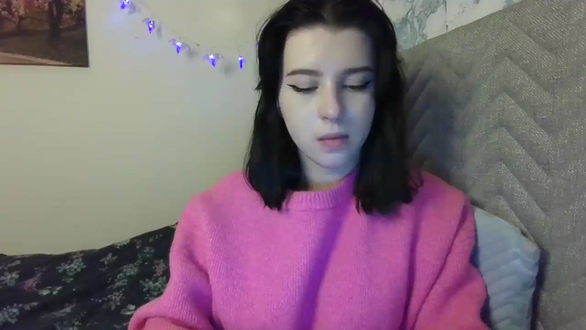 Gallery image thumbnail from Dreamy_devil's myfreecams stream on, 10/05/2025, 19:04 image 2 of 20