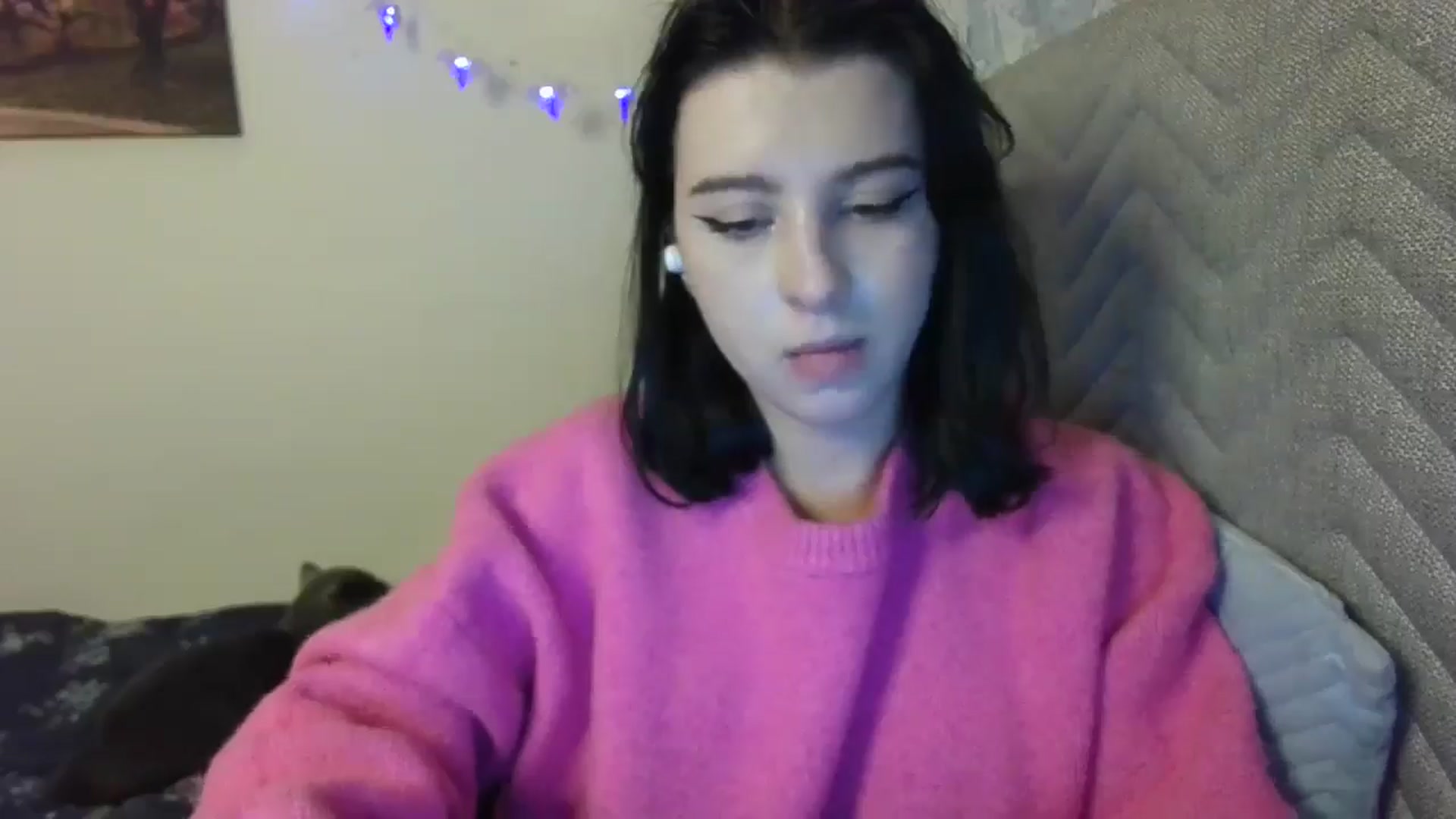 Gallery image thumbnail from Dreamy_devil's myfreecams stream on, 10/05/2025, 20:00 image 16 of 20