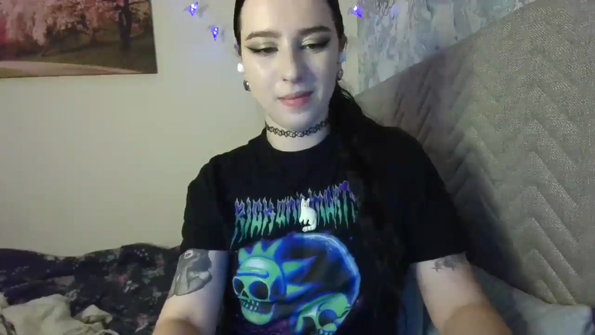 Gallery image thumbnail from Dreamy_devil's myfreecams stream on, 10/07/2025, 20:20 image 14 of 20