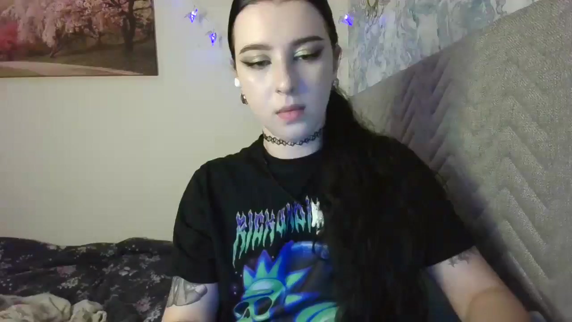 Gallery image thumbnail from Dreamy_devil's myfreecams stream on, 10/07/2025, 20:20 image 1 of 20