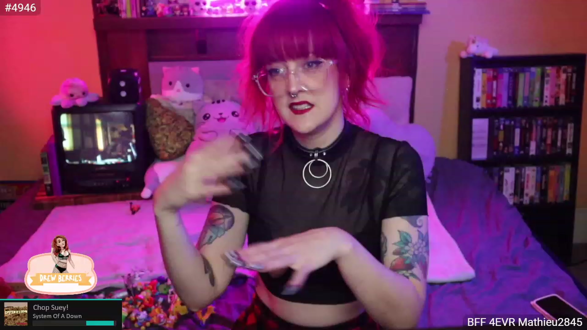 Gallery image thumbnail from DrewBerries's myfreecams stream on, 11/17/2022, 02:54 image 7 of 20