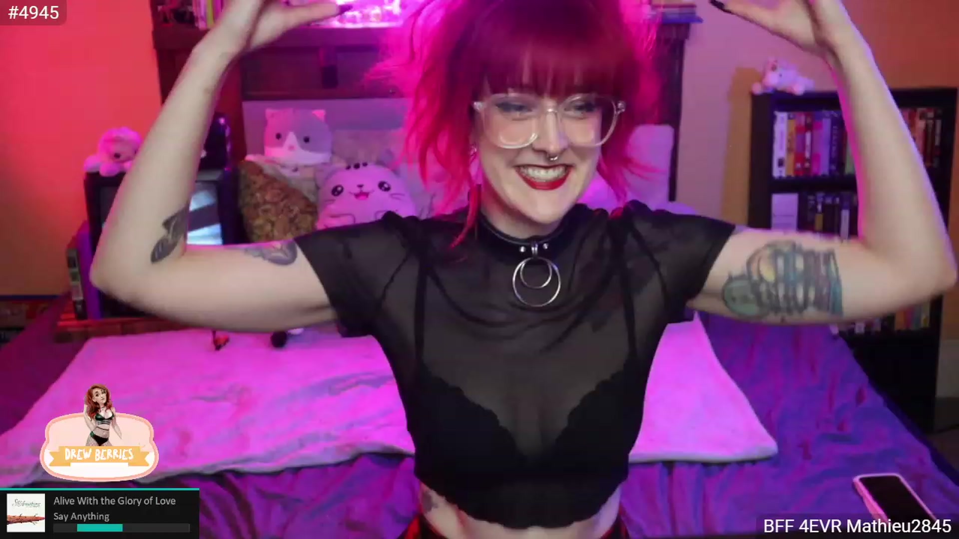 Gallery image thumbnail from DrewBerries's myfreecams stream on, 11/17/2022, 02:54 image 8 of 20
