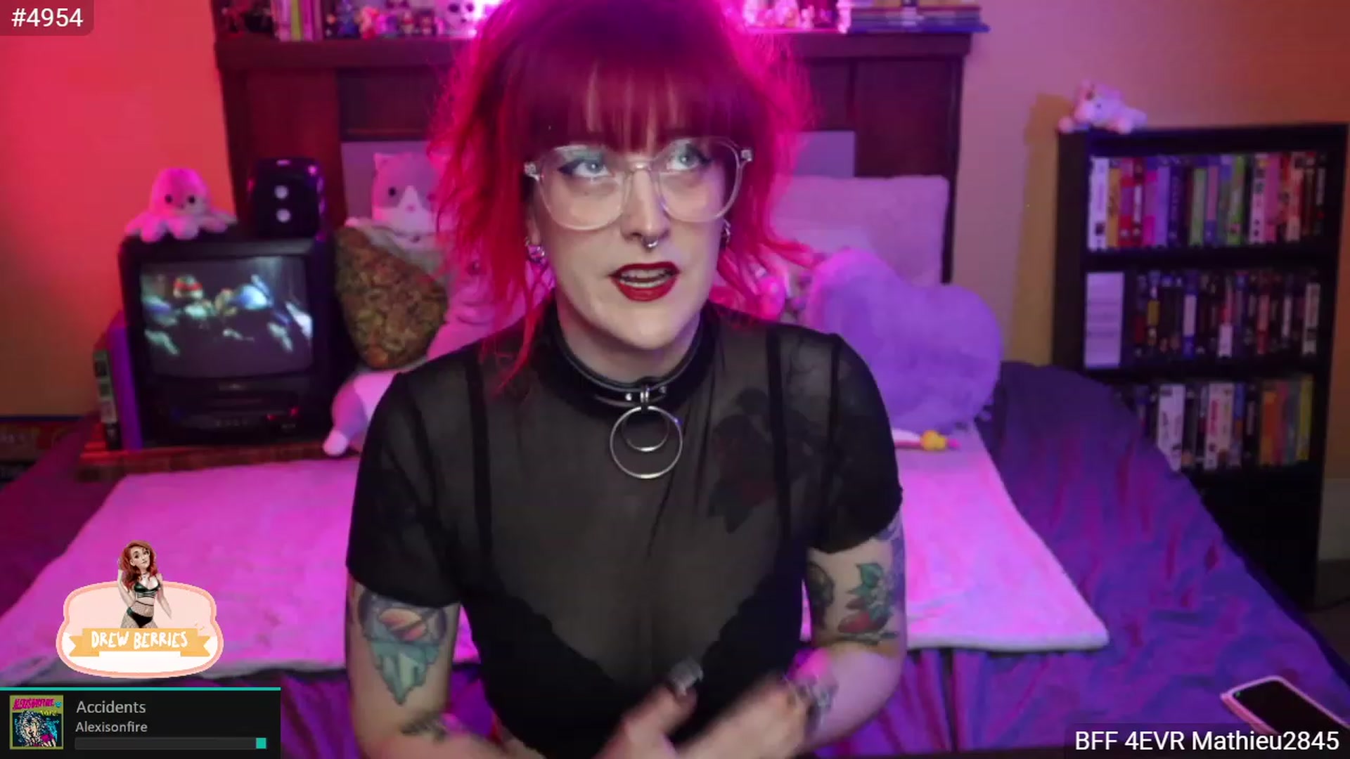 Gallery image thumbnail from DrewBerries's myfreecams stream on, 11/17/2022, 02:54 image 1 of 20