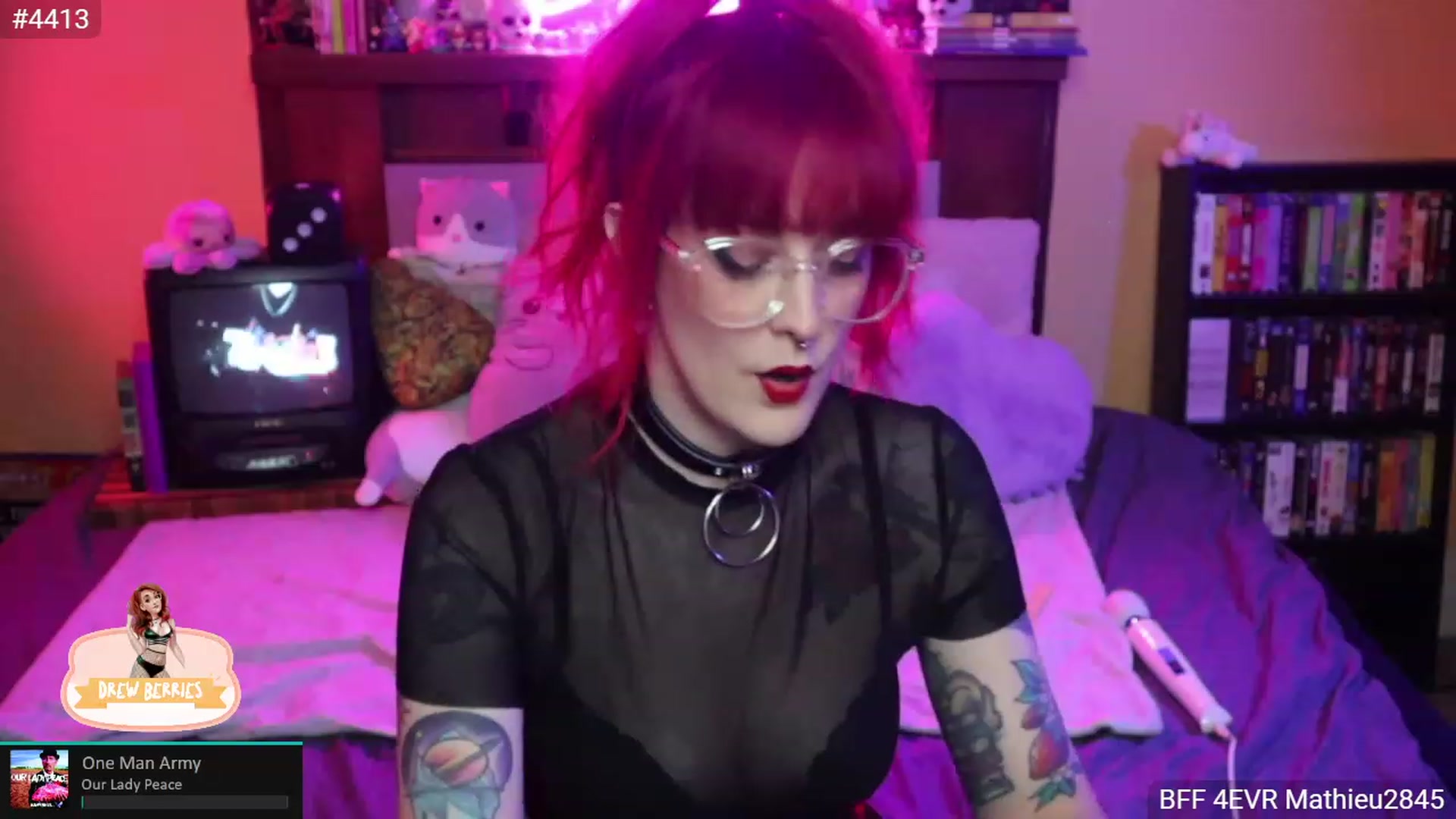 Gallery image thumbnail from DrewBerries's myfreecams stream on, 11/17/2022, 04:12 image 16 of 20