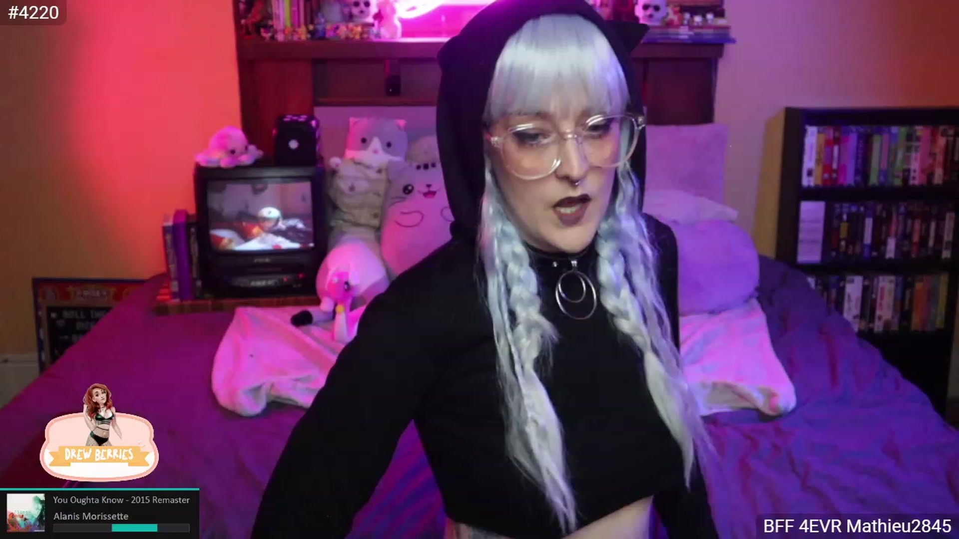 Gallery image thumbnail from DrewBerries's myfreecams stream on, 11/22/2022, 02:50 image 11 of 20