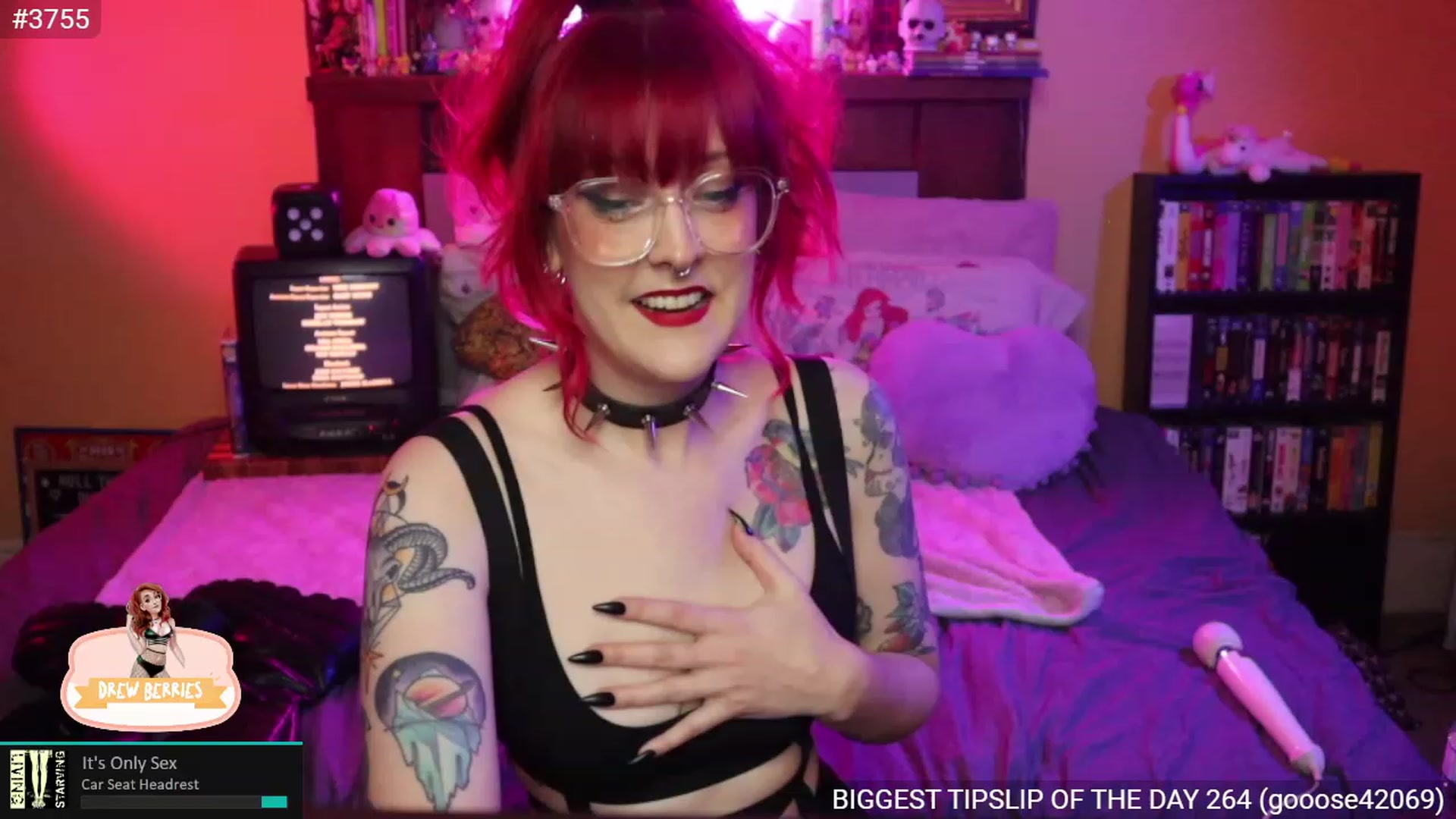 Gallery image thumbnail from DrewBerries's myfreecams stream on, 11/24/2022, 02:58 image 5 of 20