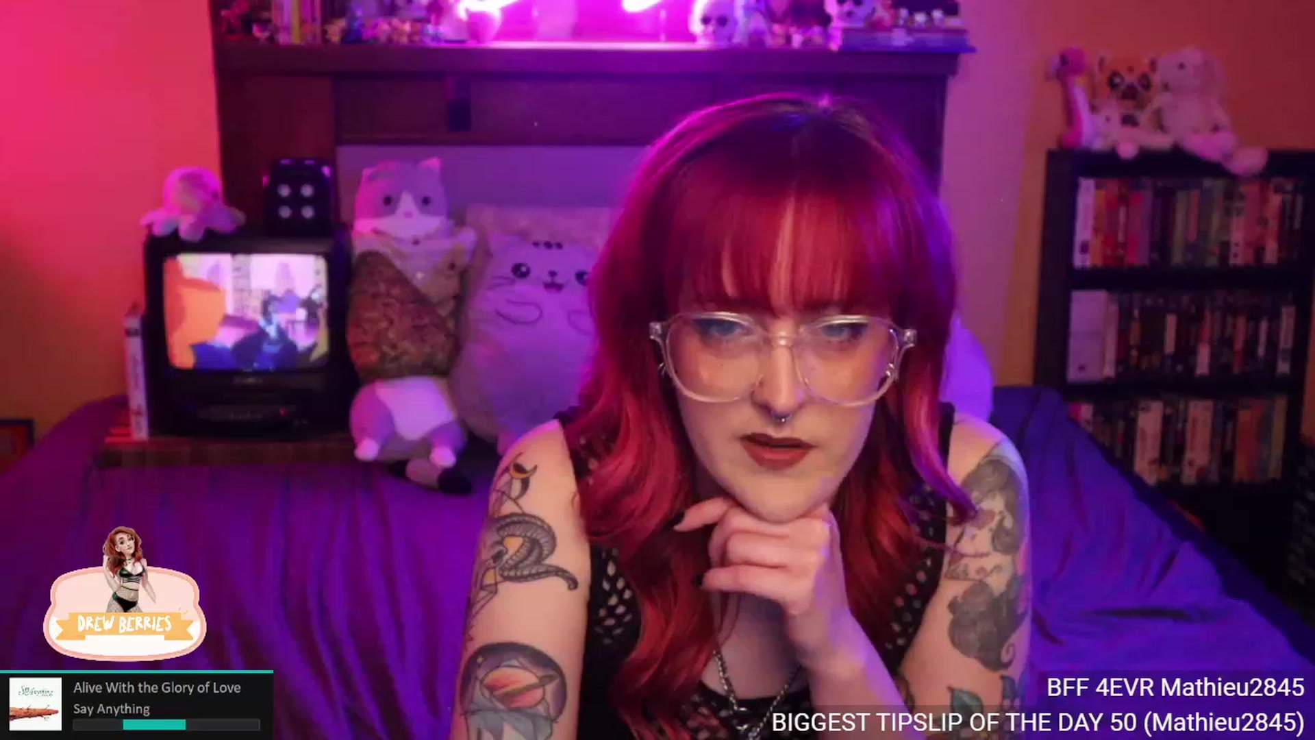 Gallery image thumbnail from DrewBerries's myfreecams stream on, 01/26/2023, 03:24 image 12 of 20