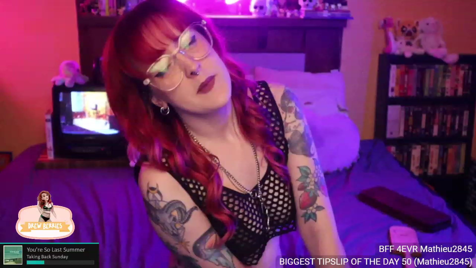Gallery image thumbnail from DrewBerries's myfreecams stream on, 01/26/2023, 03:24 image 3 of 20