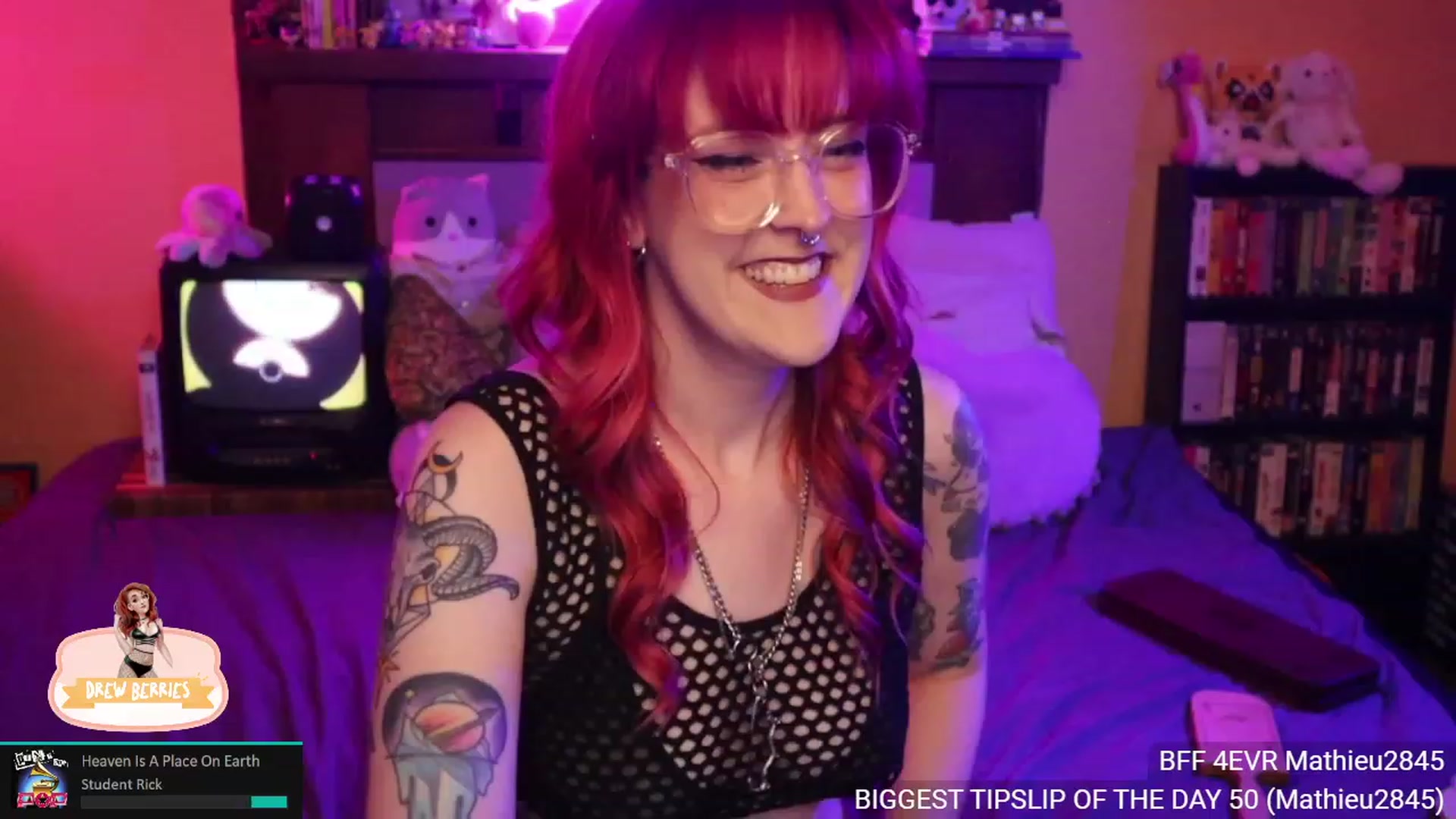 Gallery image thumbnail from DrewBerries's myfreecams stream on, 01/26/2023, 03:24 image 1 of 20