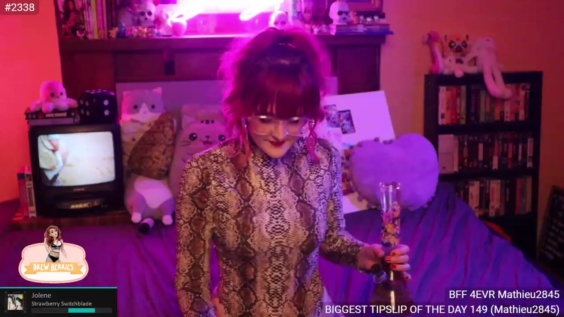 Gallery image thumbnail from DrewBerries's myfreecams stream on, 02/07/2023, 03:11 image 16 of 20