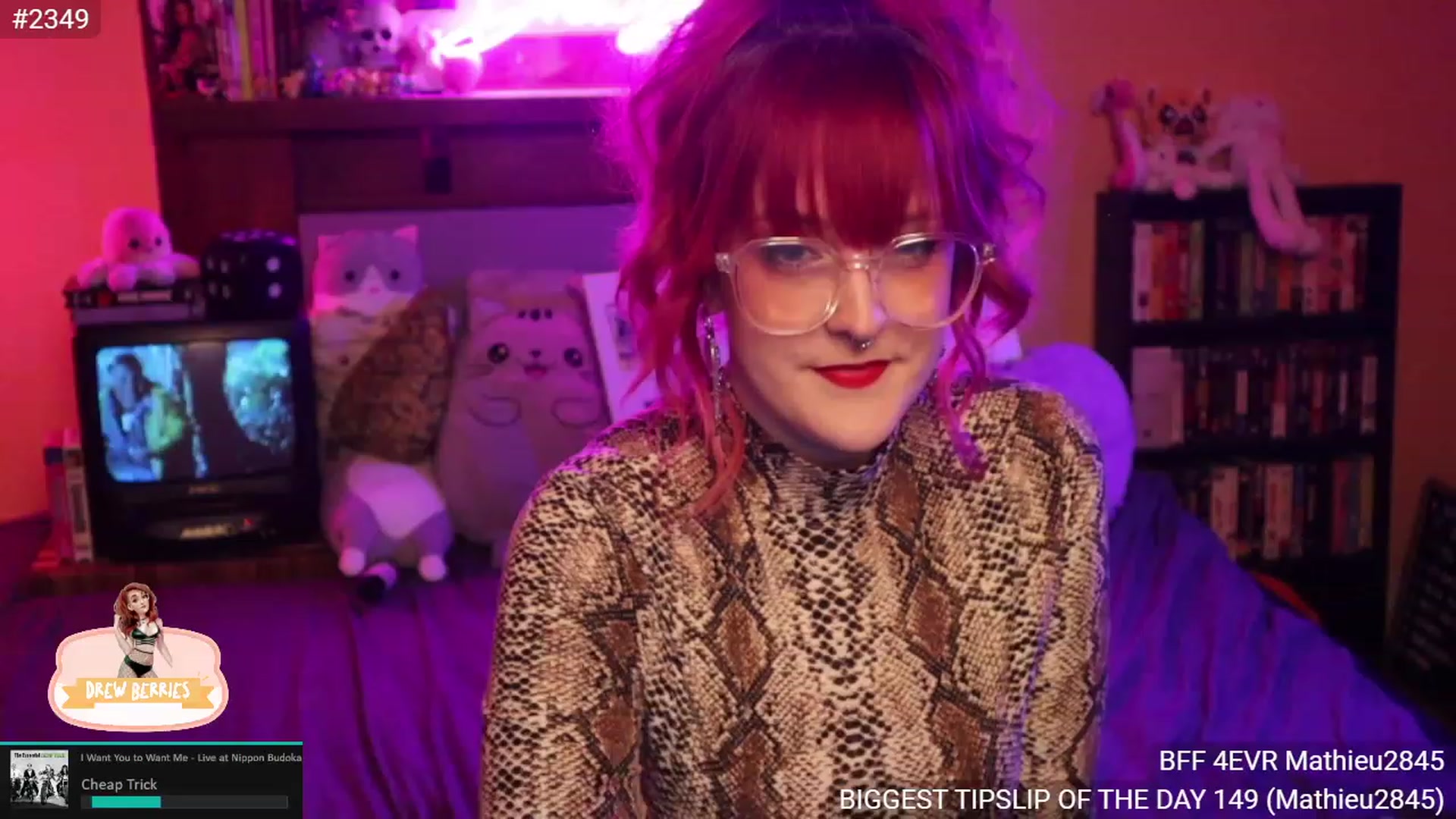 Gallery image thumbnail from DrewBerries's myfreecams stream on, 02/07/2023, 03:11 image 10 of 20