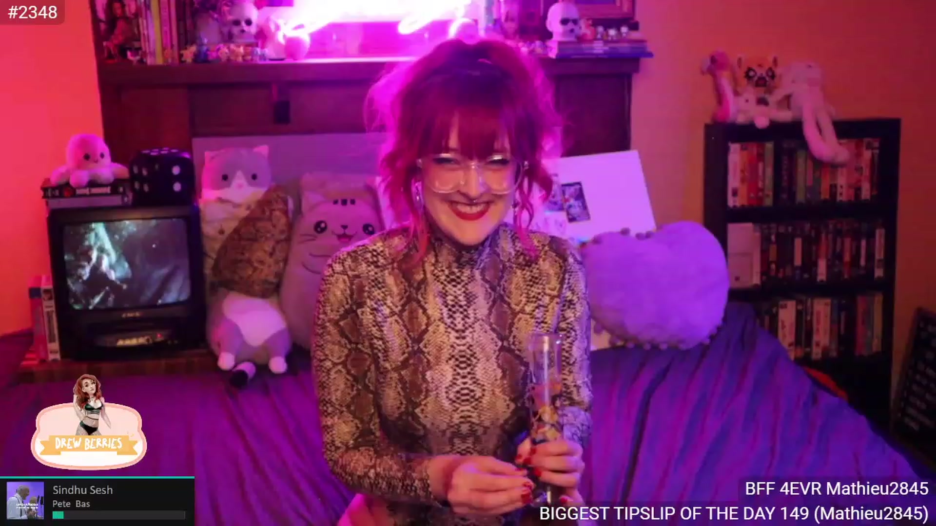 Gallery image thumbnail from DrewBerries's myfreecams stream on, 02/07/2023, 03:11 image 14 of 20