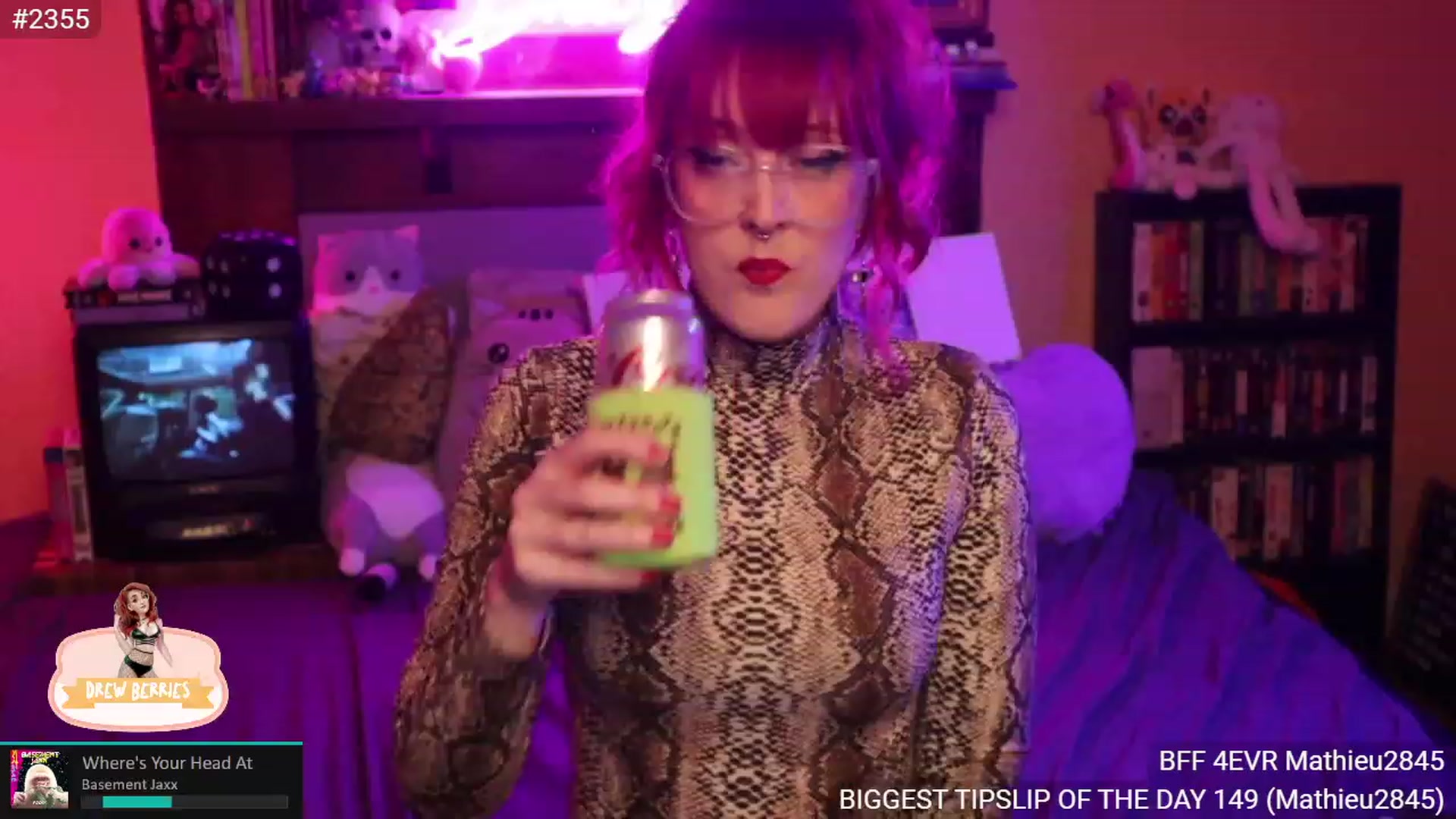 Gallery image thumbnail from DrewBerries's myfreecams stream on, 02/07/2023, 03:11 image 8 of 20