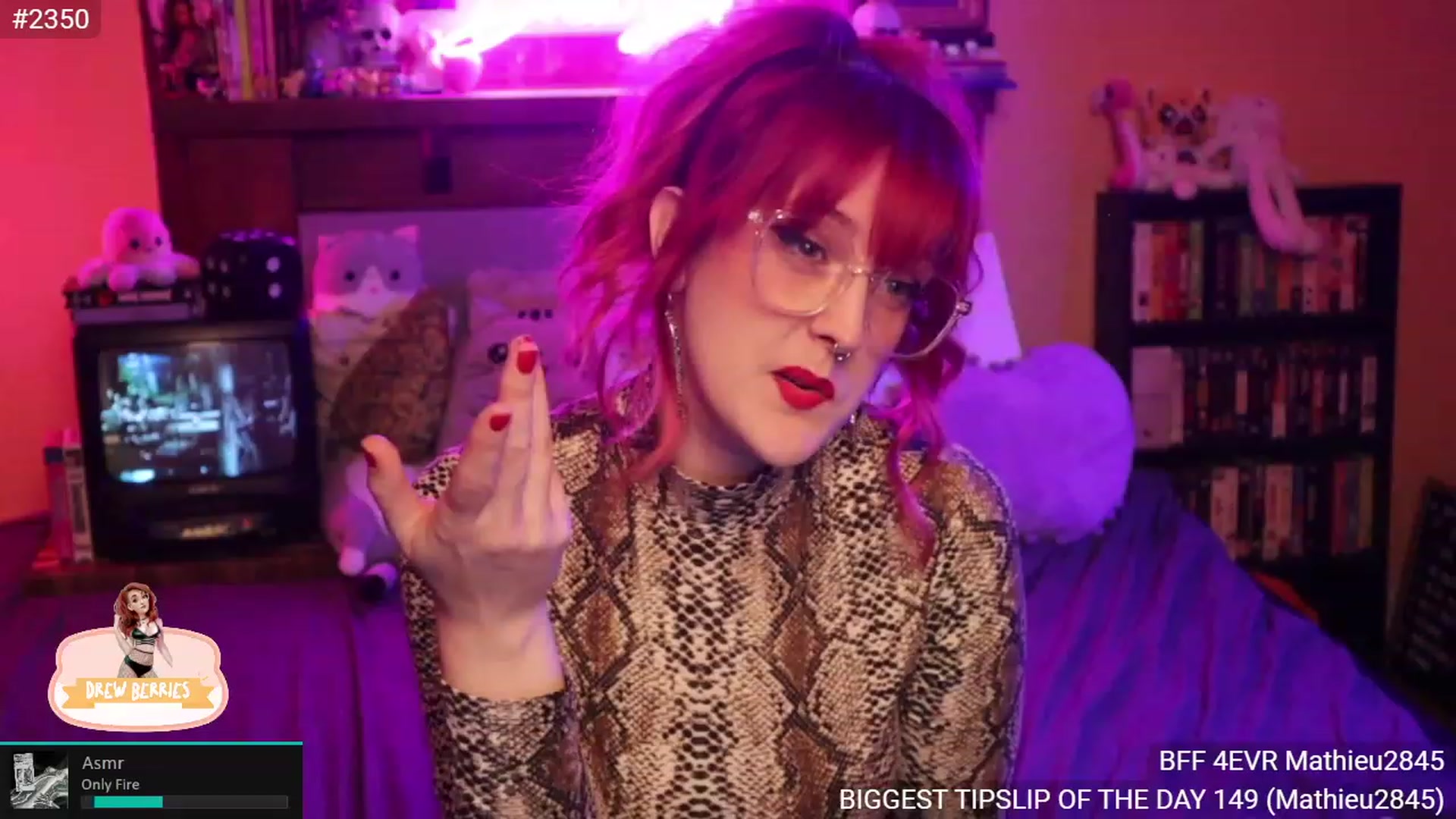 Gallery image thumbnail from DrewBerries's myfreecams stream on, 02/07/2023, 03:11 image 13 of 20