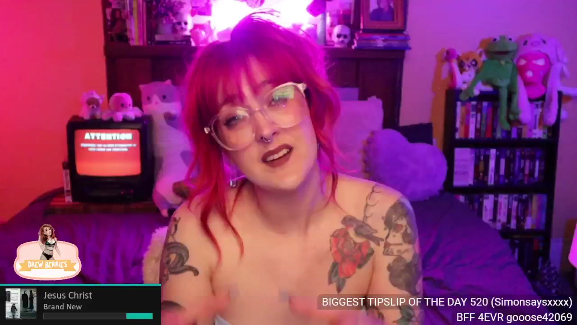 Gallery image thumbnail from DrewBerries's myfreecams stream on, 05/15/2024, 02:19 image 20 of 20