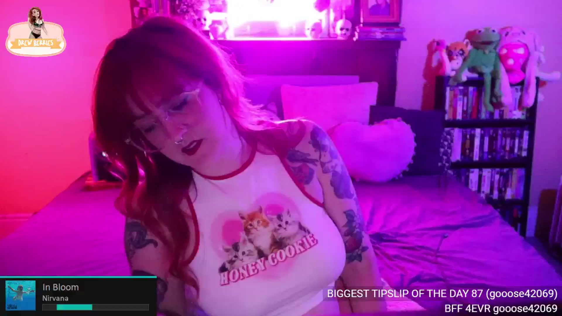 Gallery image thumbnail from DrewBerries's myfreecams stream on, 05/25/2024, 24:03 image 2 of 20