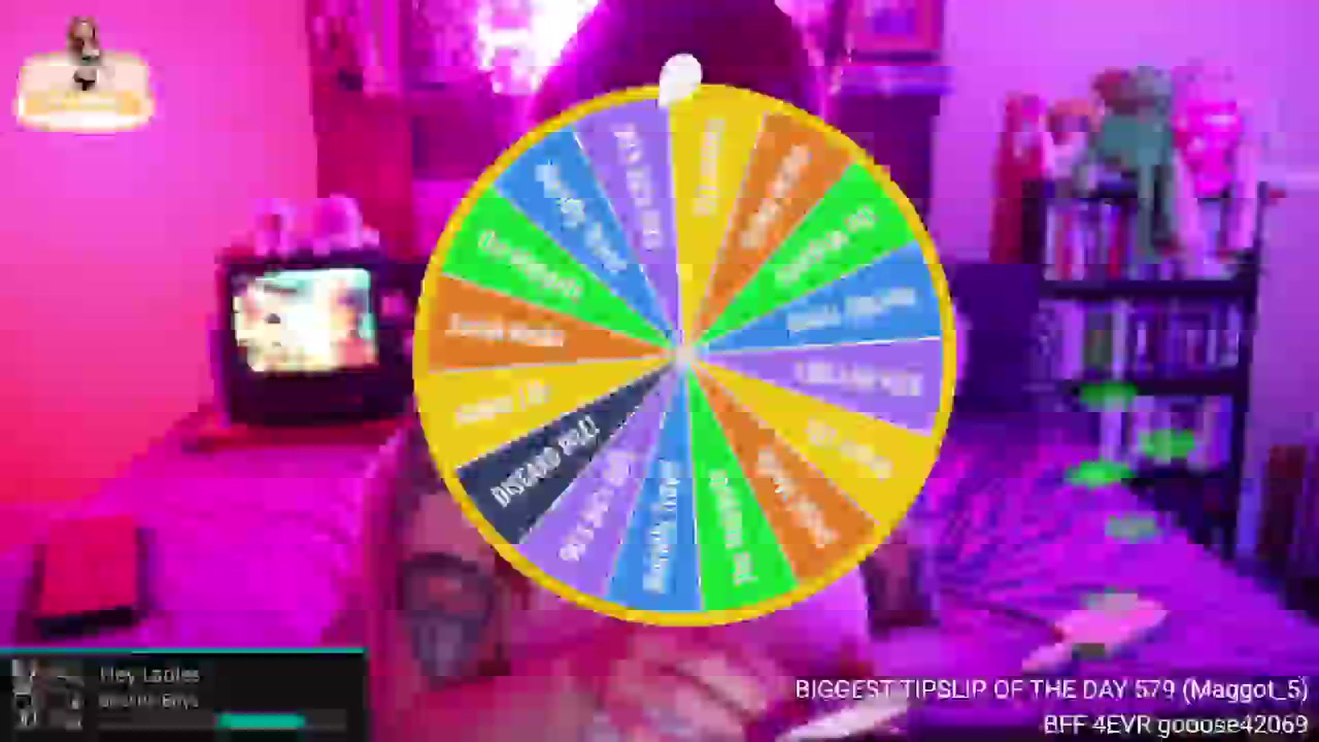Gallery image thumbnail from DrewBerries's myfreecams stream on, 05/25/2024, 24:03 image 15 of 20