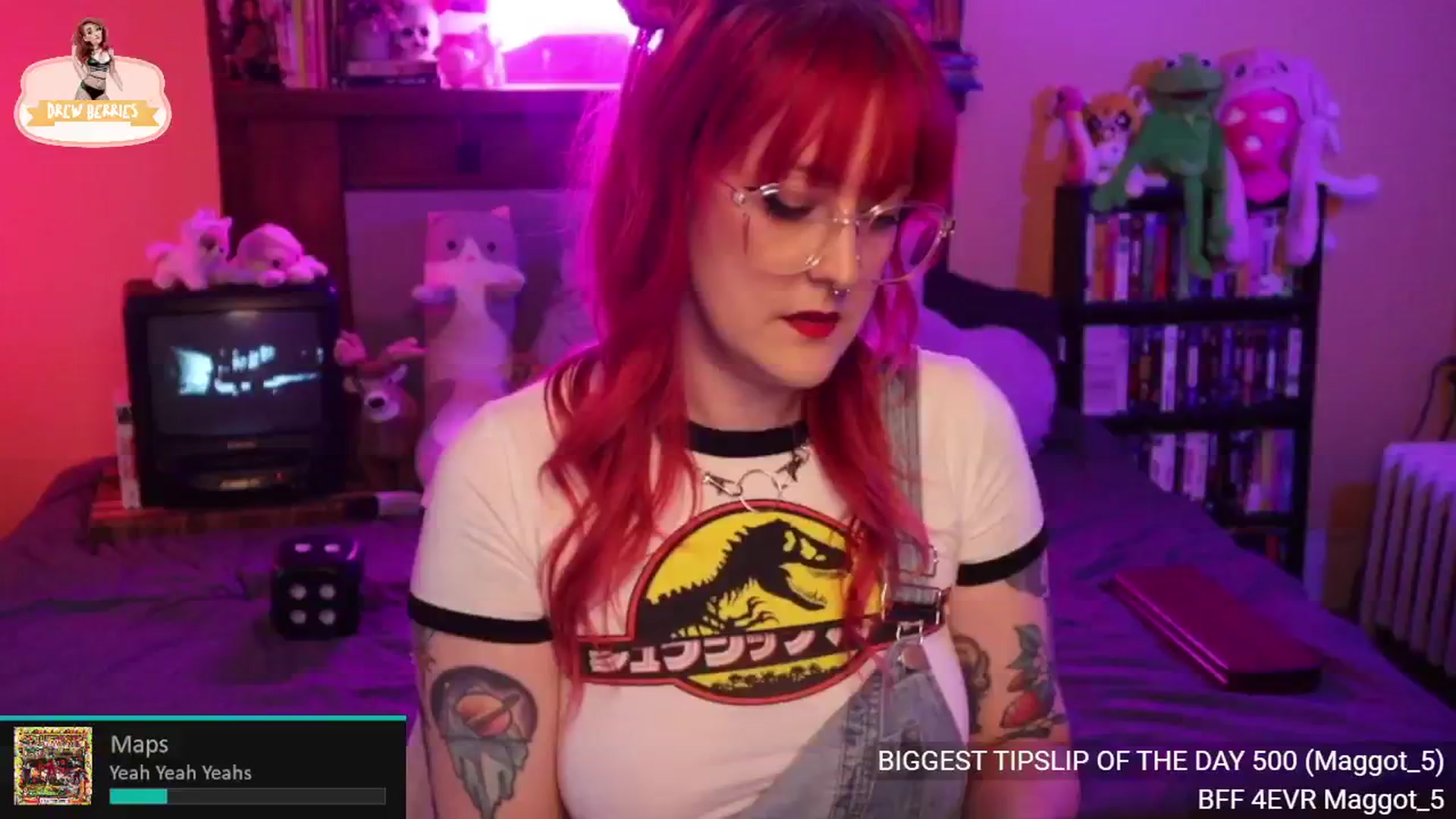 Gallery image thumbnail from DrewBerries's myfreecams stream on, 05/29/2024, 24:03 image 8 of 20