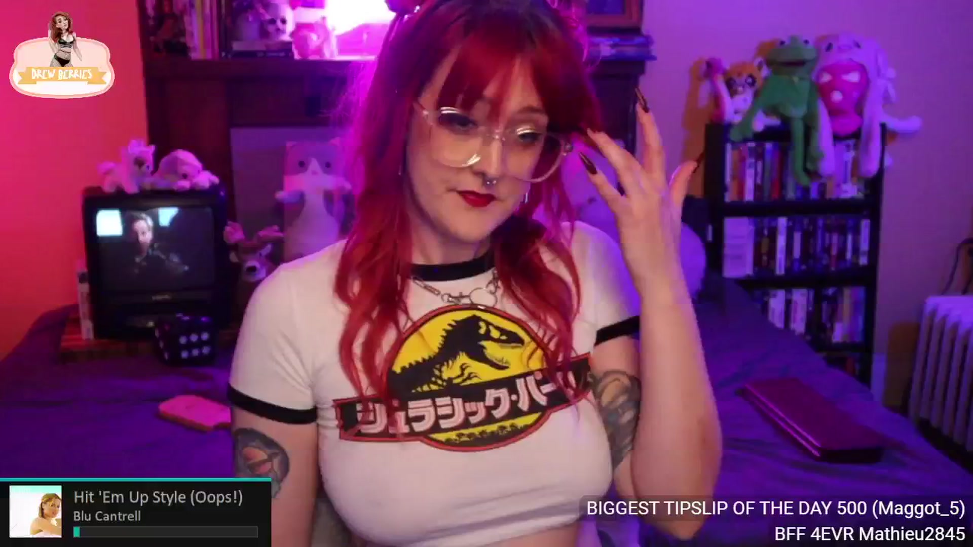 Gallery image thumbnail from DrewBerries's myfreecams stream on, 05/29/2024, 24:03 image 11 of 20