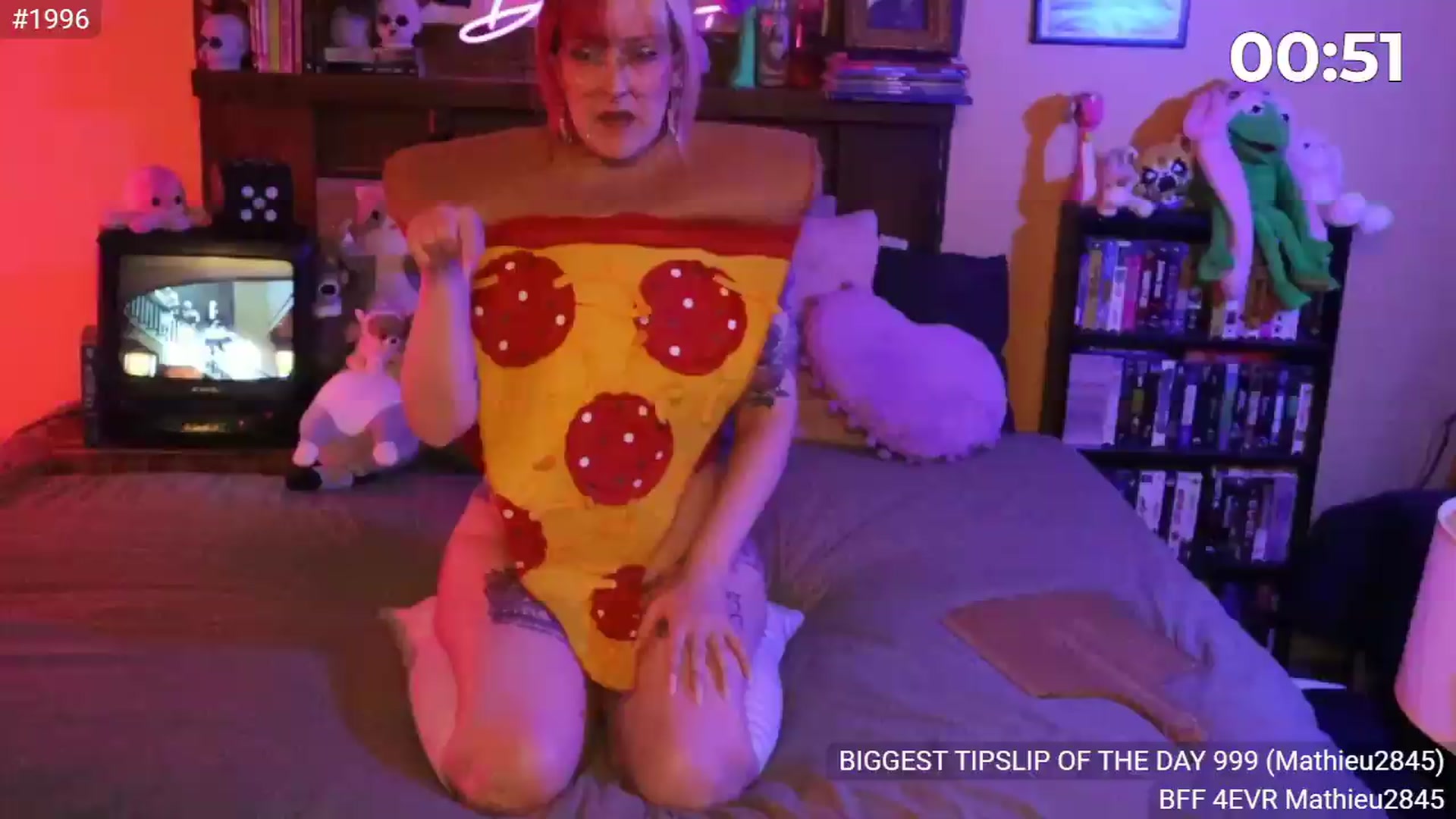 Gallery image thumbnail from DrewBerries's myfreecams stream on, 07/08/2026, 24:48 image 10 of 20