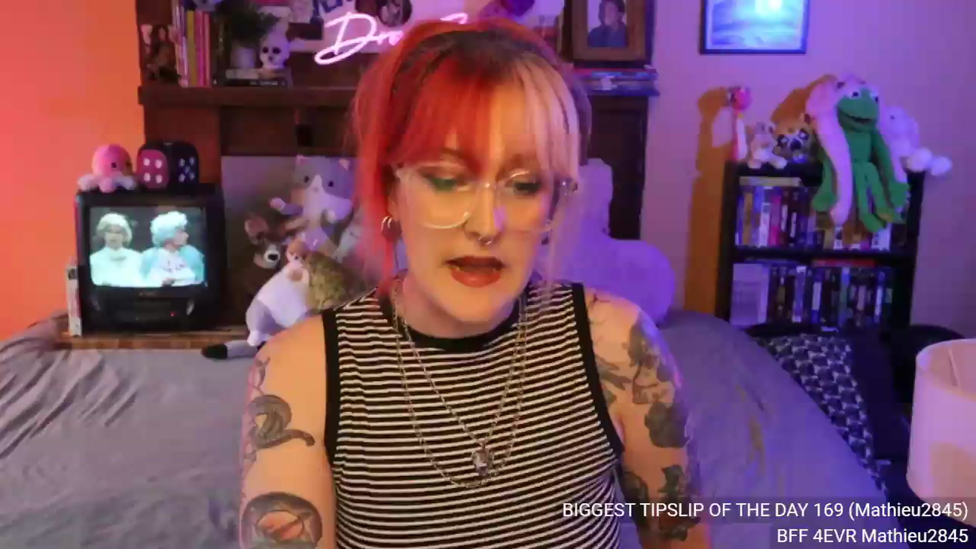 Gallery image thumbnail from DrewBerries's myfreecams stream on, 08/05/2026, 24:39 image 1 of 20