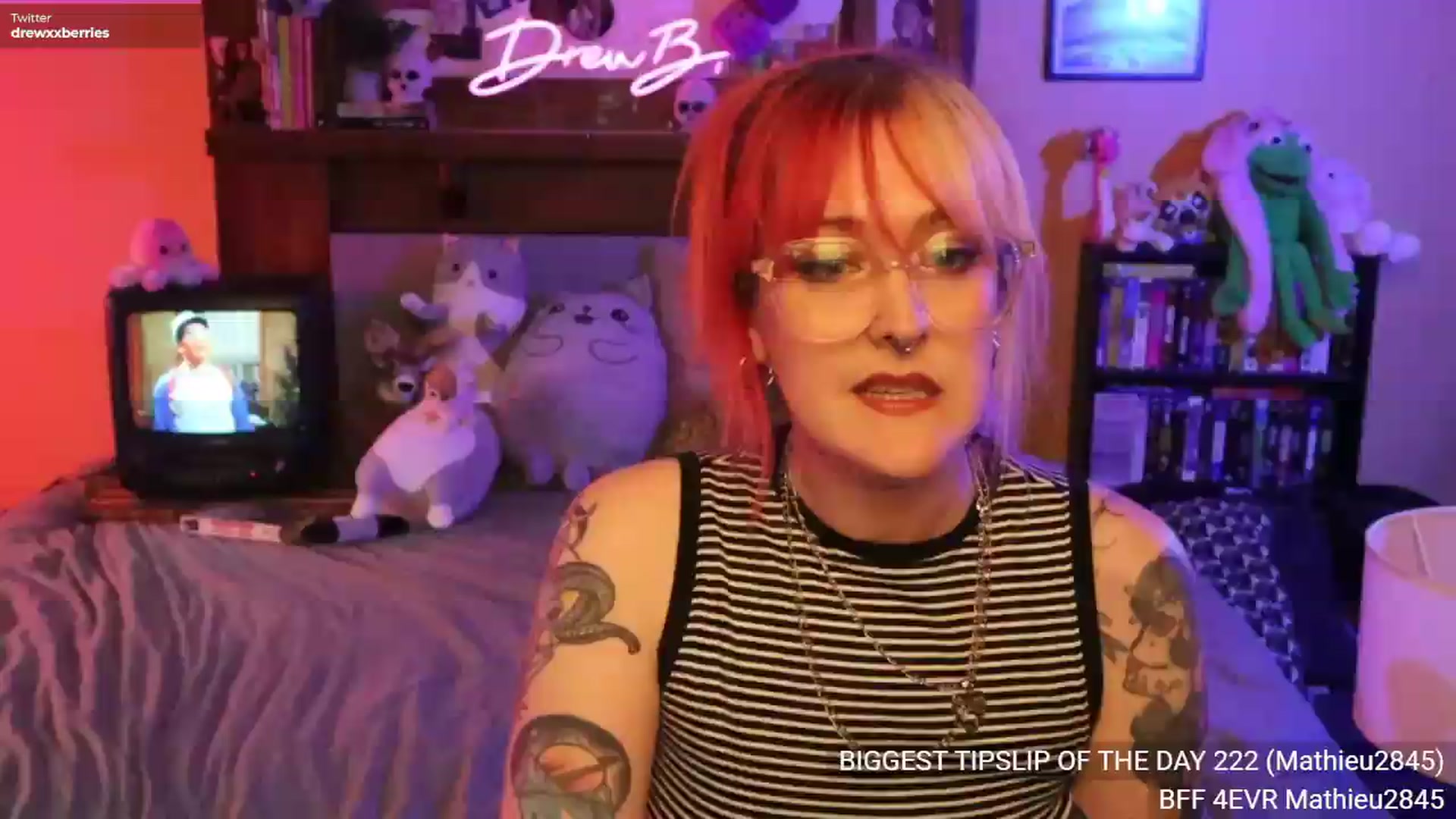 Gallery image thumbnail from DrewBerries's myfreecams stream on, 08/05/2026, 24:39 image 16 of 20