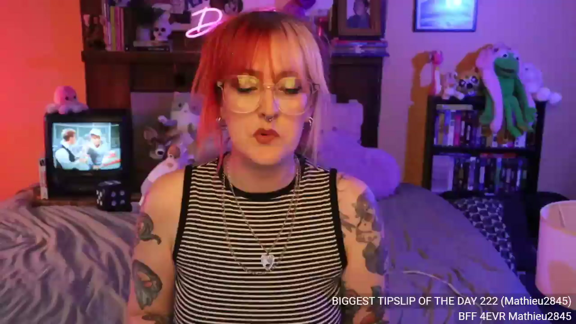 Gallery image thumbnail from DrewBerries's myfreecams stream on, 08/05/2026, 24:39 image 12 of 20