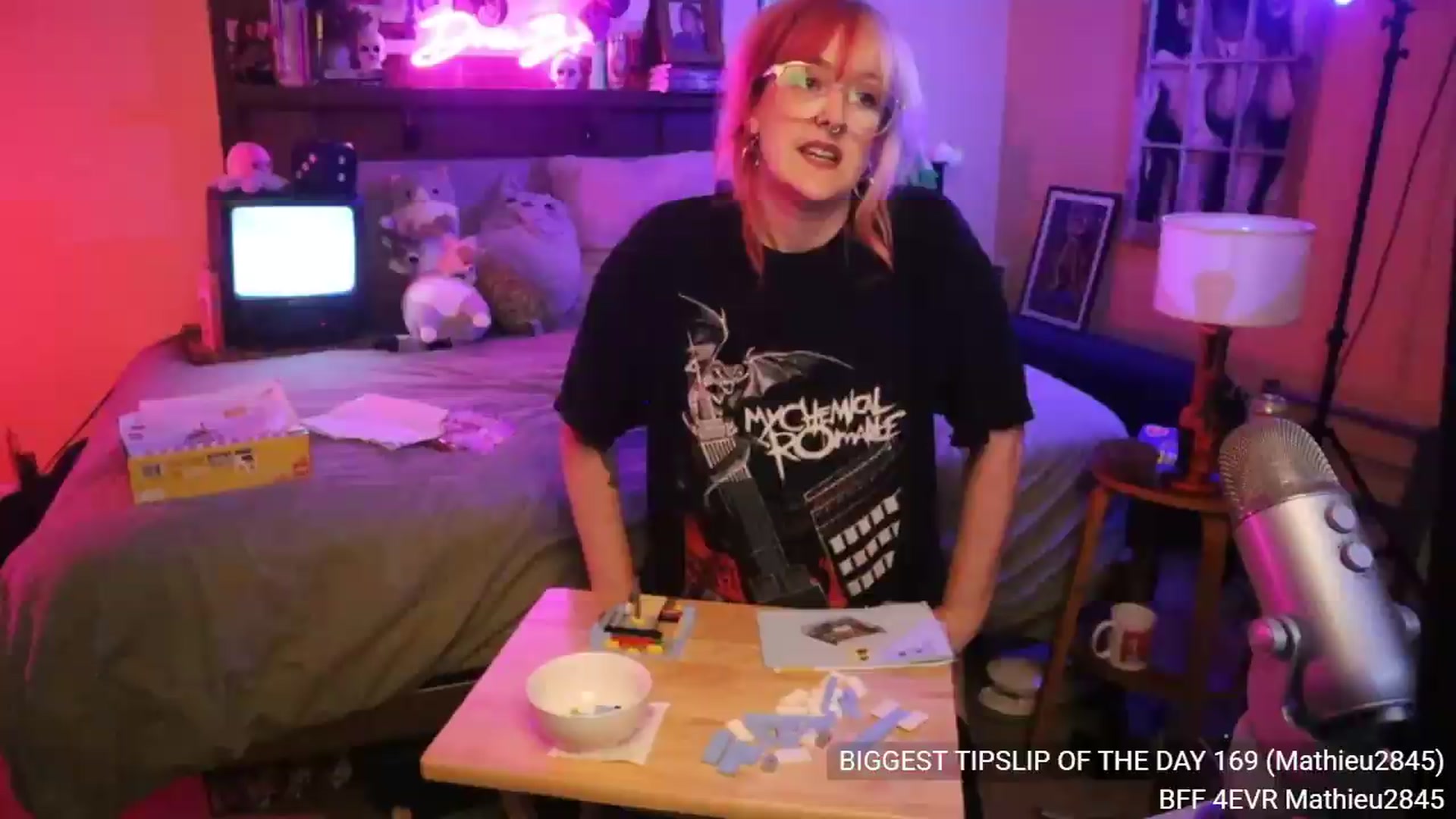 Gallery image thumbnail from DrewBerries's myfreecams stream on, 08/07/2026, 01:13 image 13 of 20