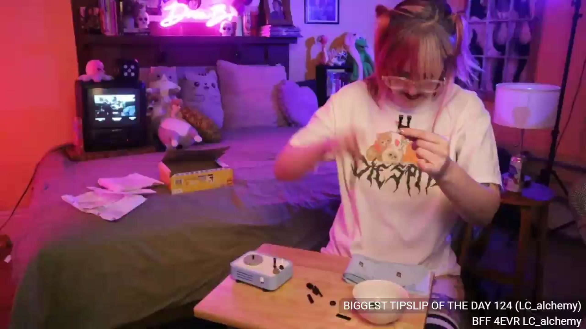 Gallery image thumbnail from DrewBerries's myfreecams stream on, 08/11/2026, 24:35 image 8 of 20