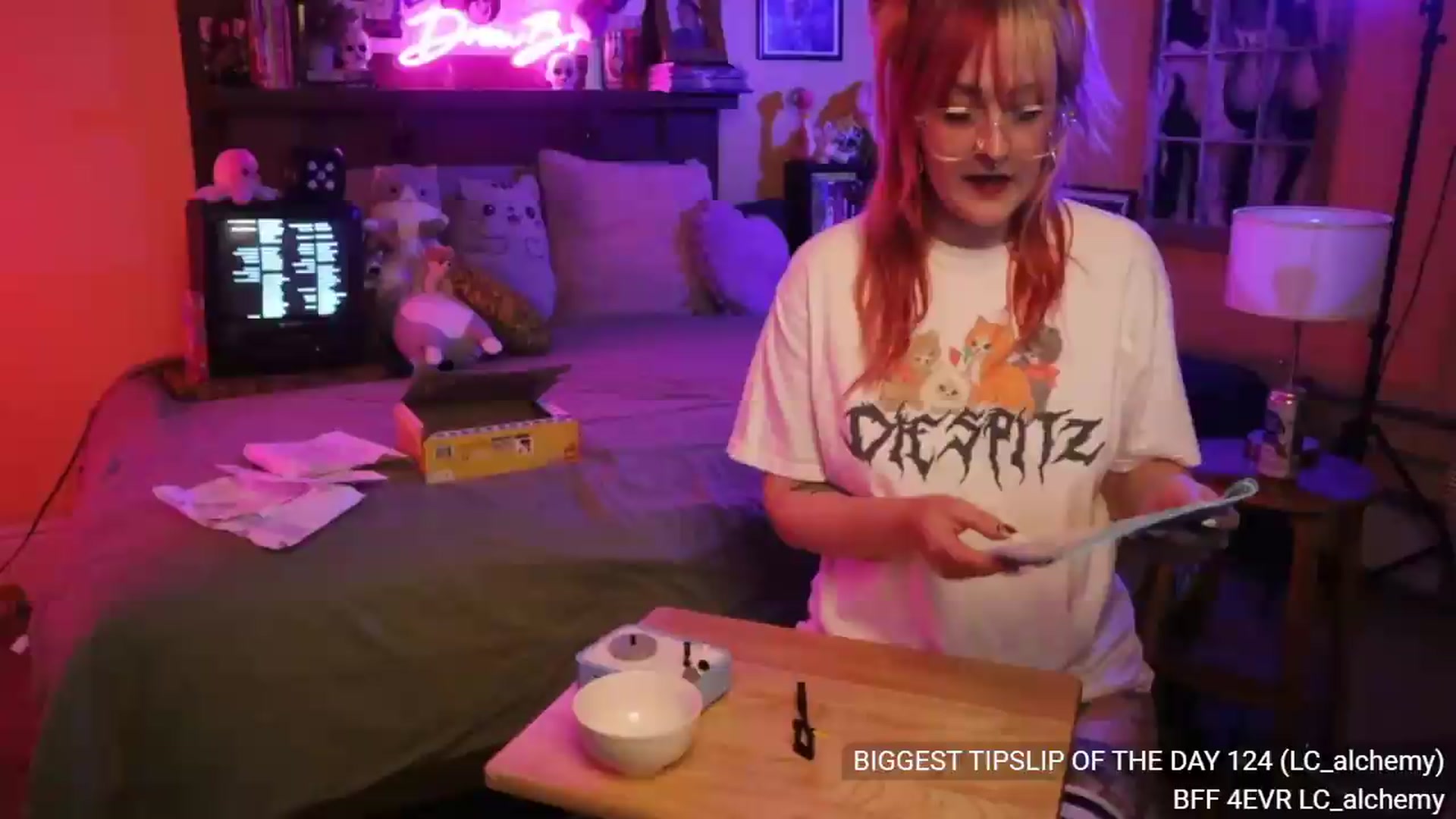 Gallery image thumbnail from DrewBerries's myfreecams stream on, 08/11/2026, 24:35 image 12 of 20
