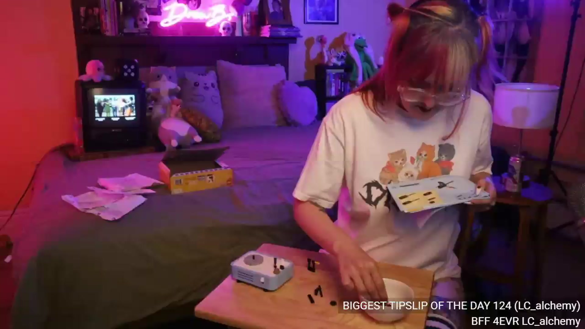Gallery image thumbnail from DrewBerries's myfreecams stream on, 08/11/2026, 24:35 image 9 of 20