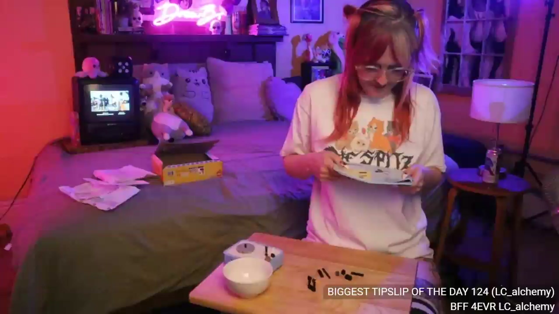 Gallery image thumbnail from DrewBerries's myfreecams stream on, 08/11/2026, 24:35 image 10 of 20