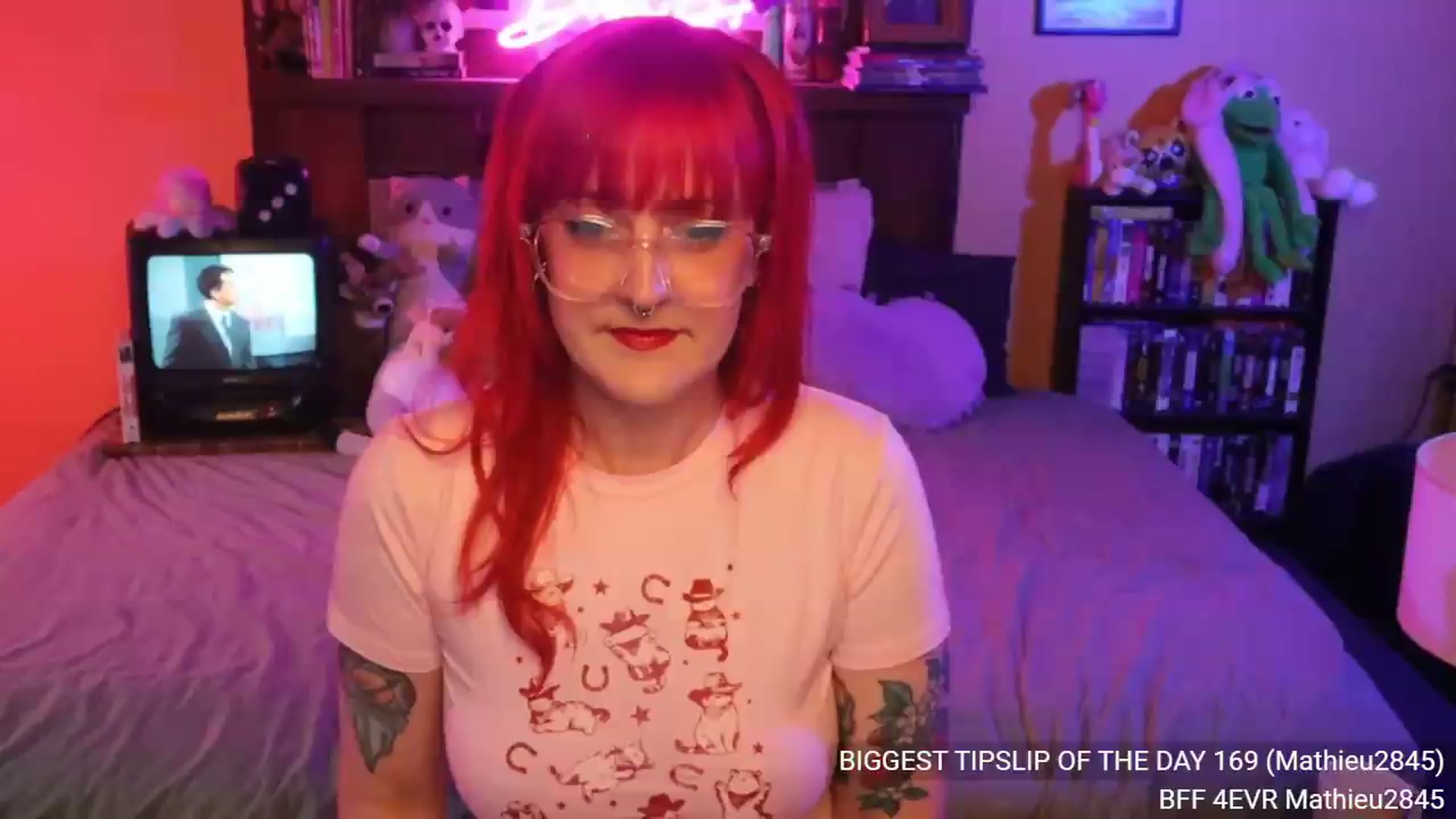 Gallery image thumbnail from DrewBerries's myfreecams stream on, 08/18/2026, 24:02 image 19 of 20