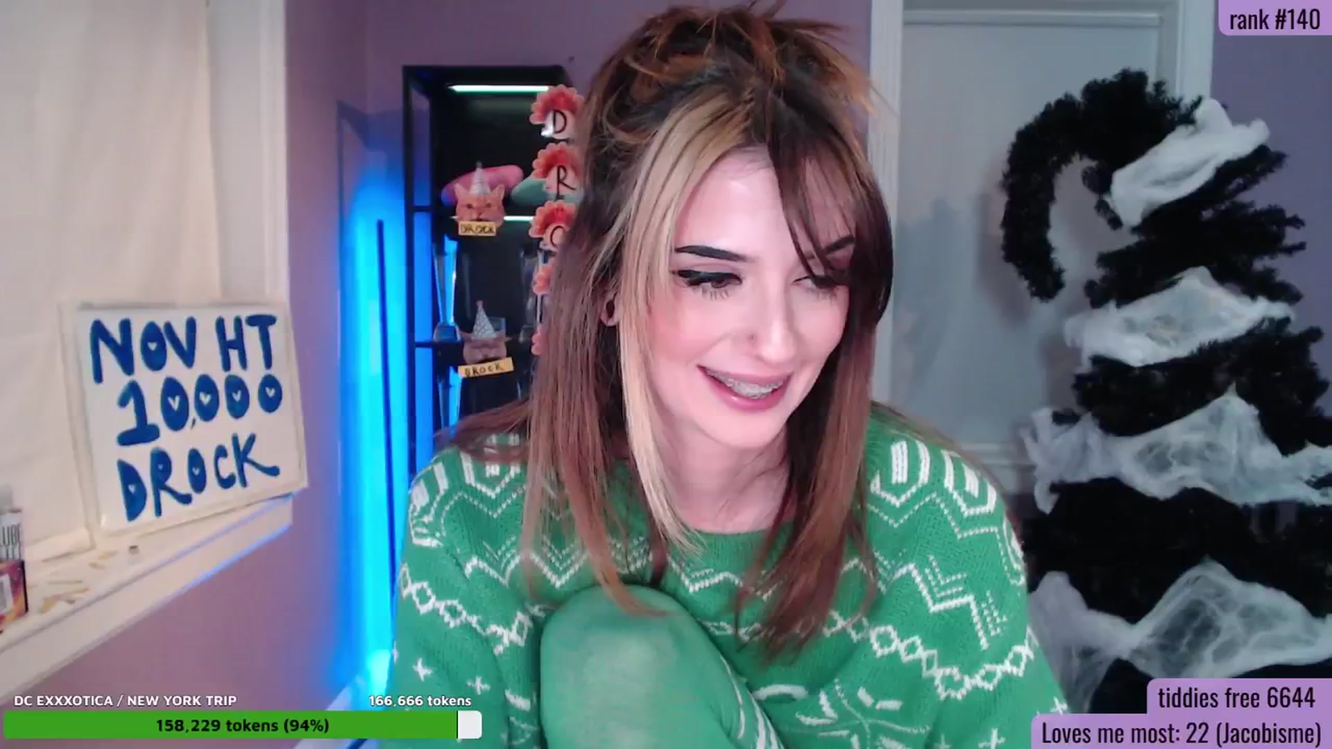 Gallery image thumbnail from DrocksAriel's myfreecams stream on, 11/12/2025, 05:09 image 2 of 20